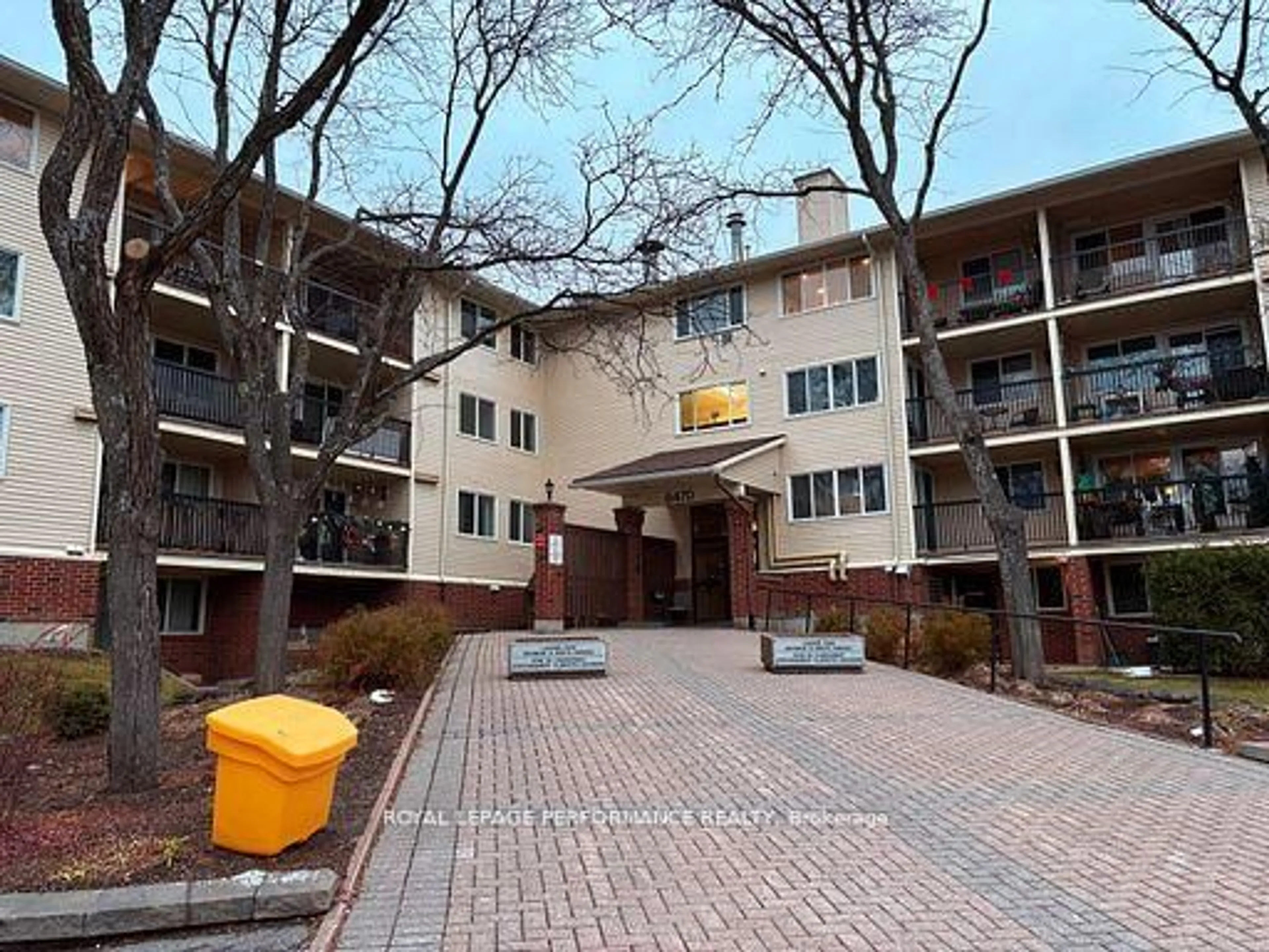 Unknown for 6470 Bilberry Dr #112, Ottawa Ontario K1C 4P1