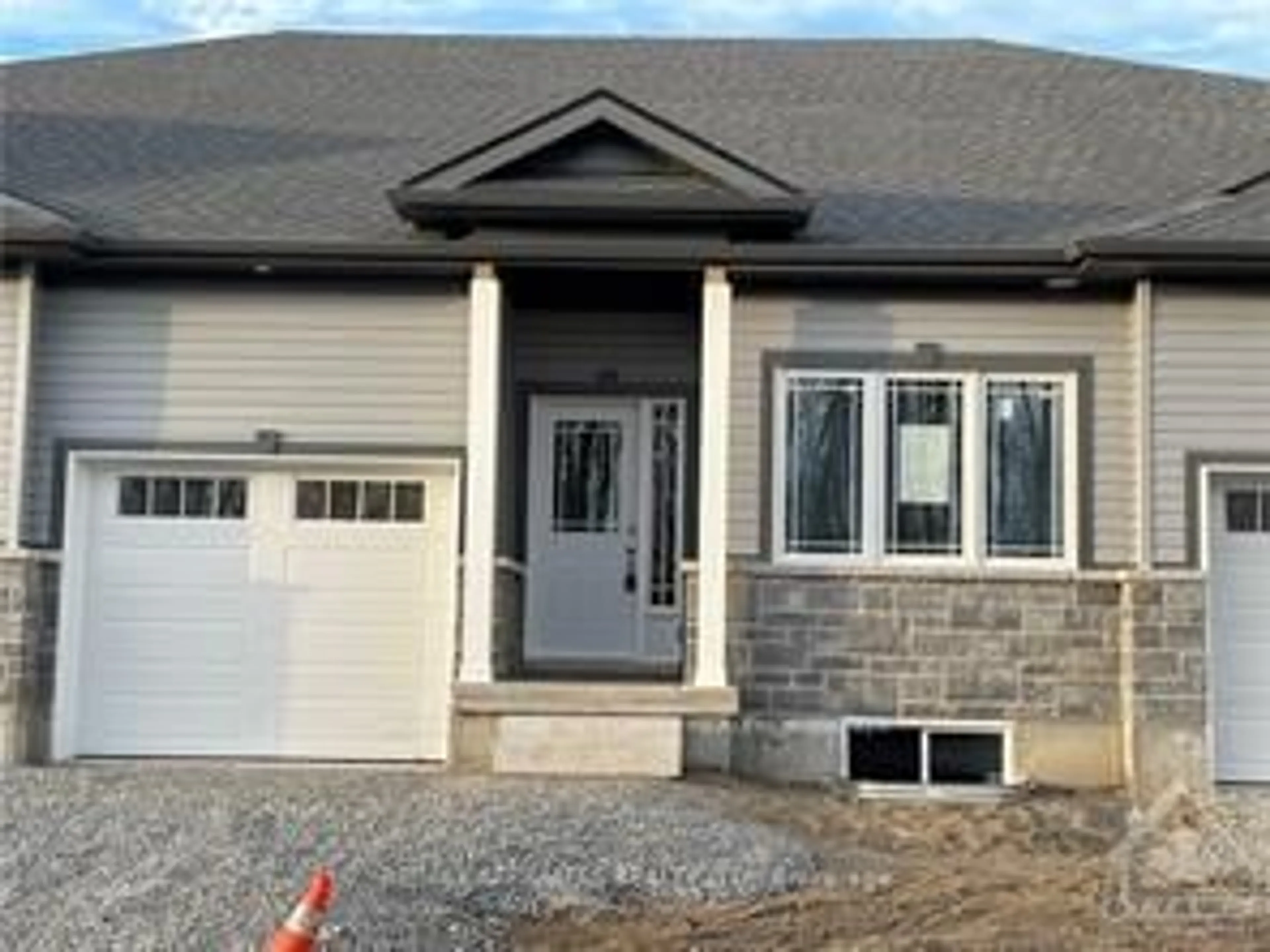 Home with vinyl exterior material, street for 194 Adley Dr, Brockville Ontario K6V 7J2