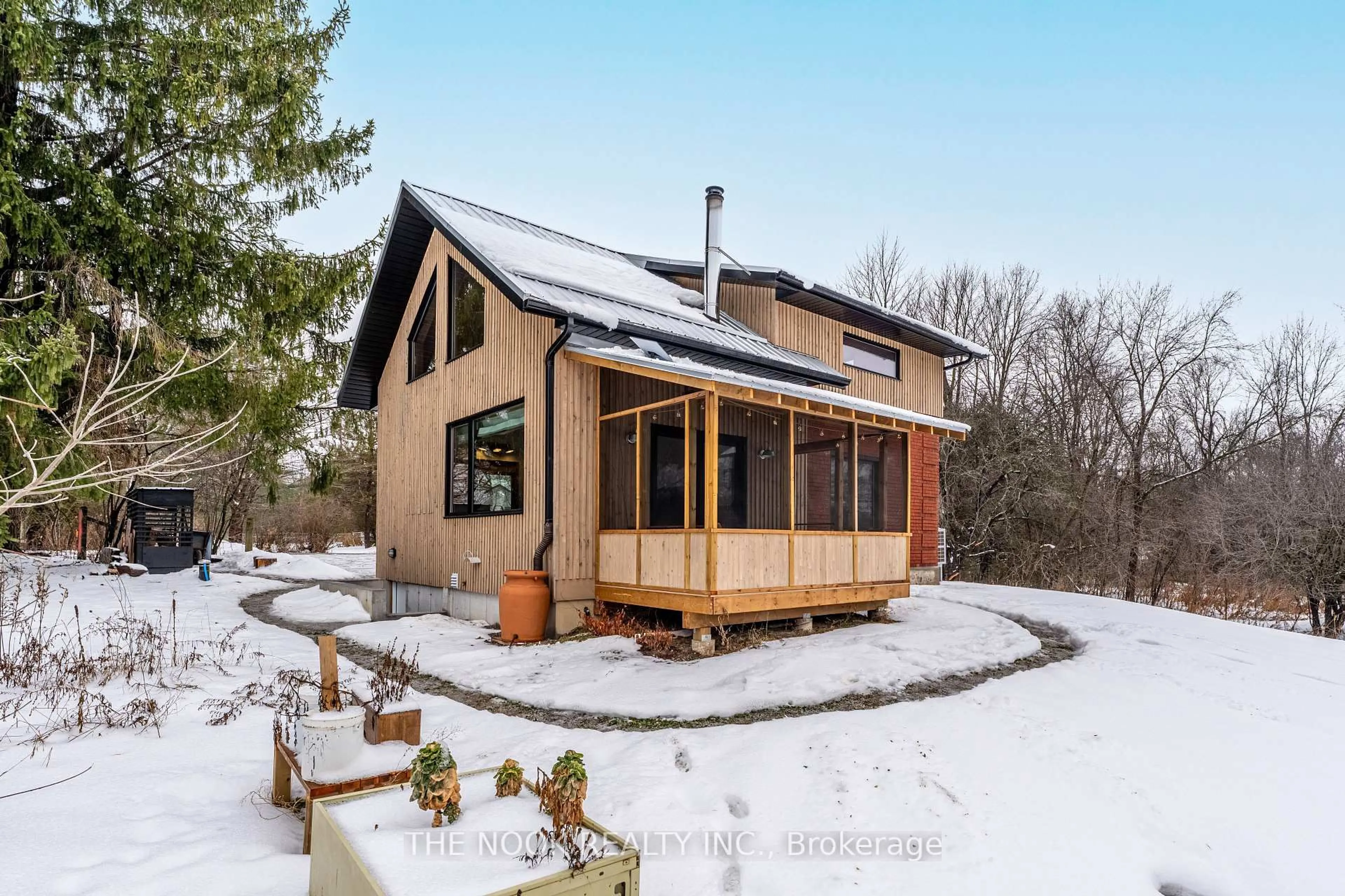 Home with brick exterior material, unknown for 319 Wicklow Beach Rd, Alnwick/Haldimand Ontario K0K 1S0