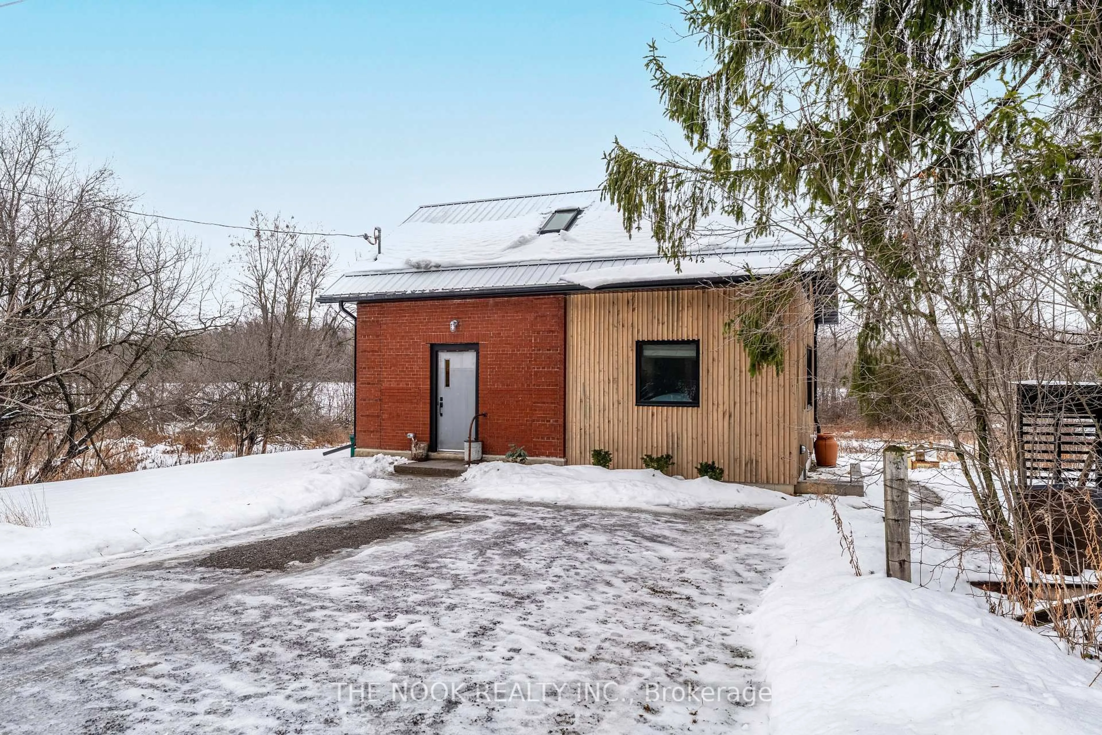 Shed for 319 Wicklow Beach Rd, Alnwick/Haldimand Ontario K0K 1S0