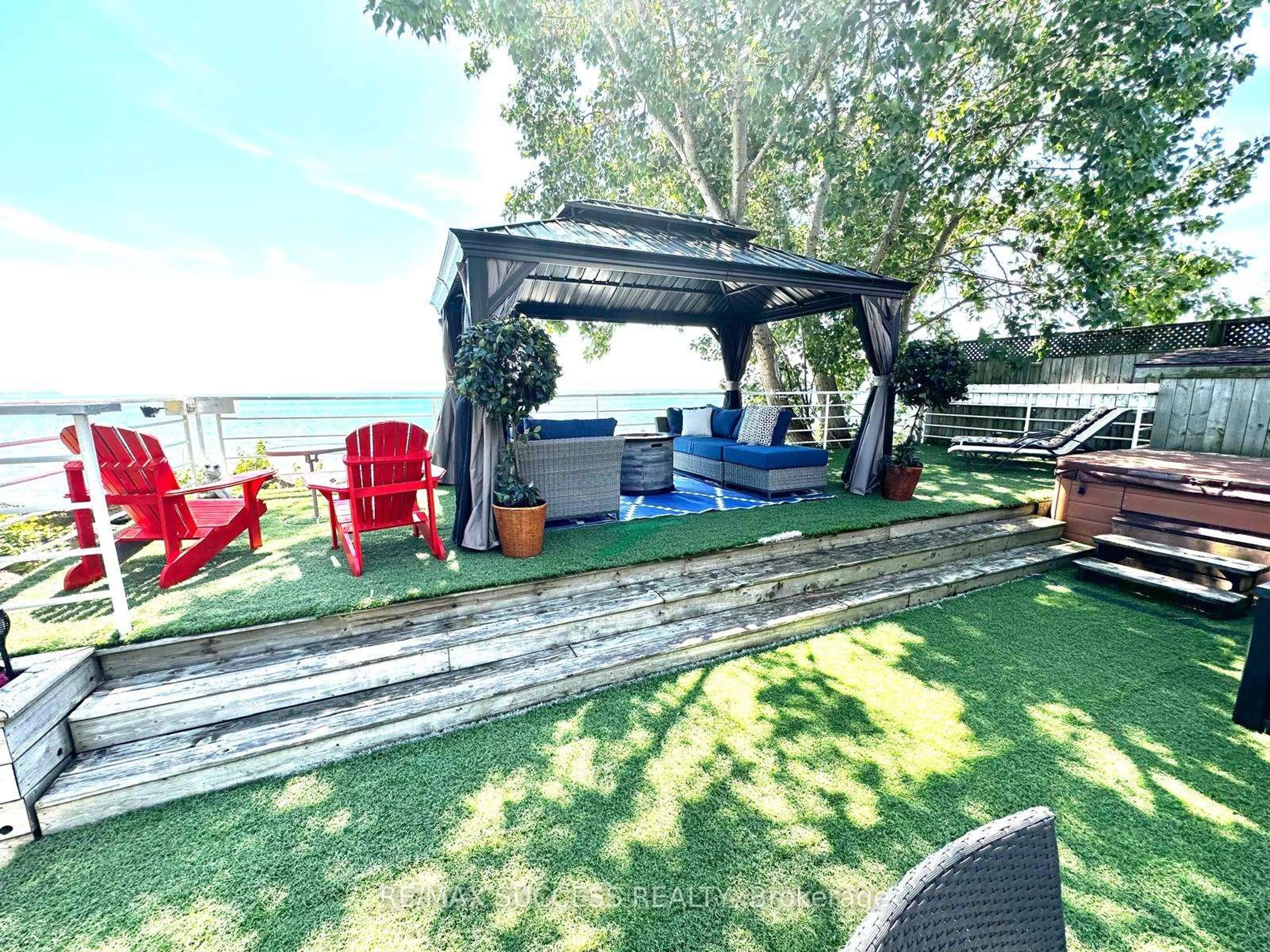 Patio, water/lake/river/ocean view for 2738 North Shore Dr, Haldimand Ontario N0A 1K0