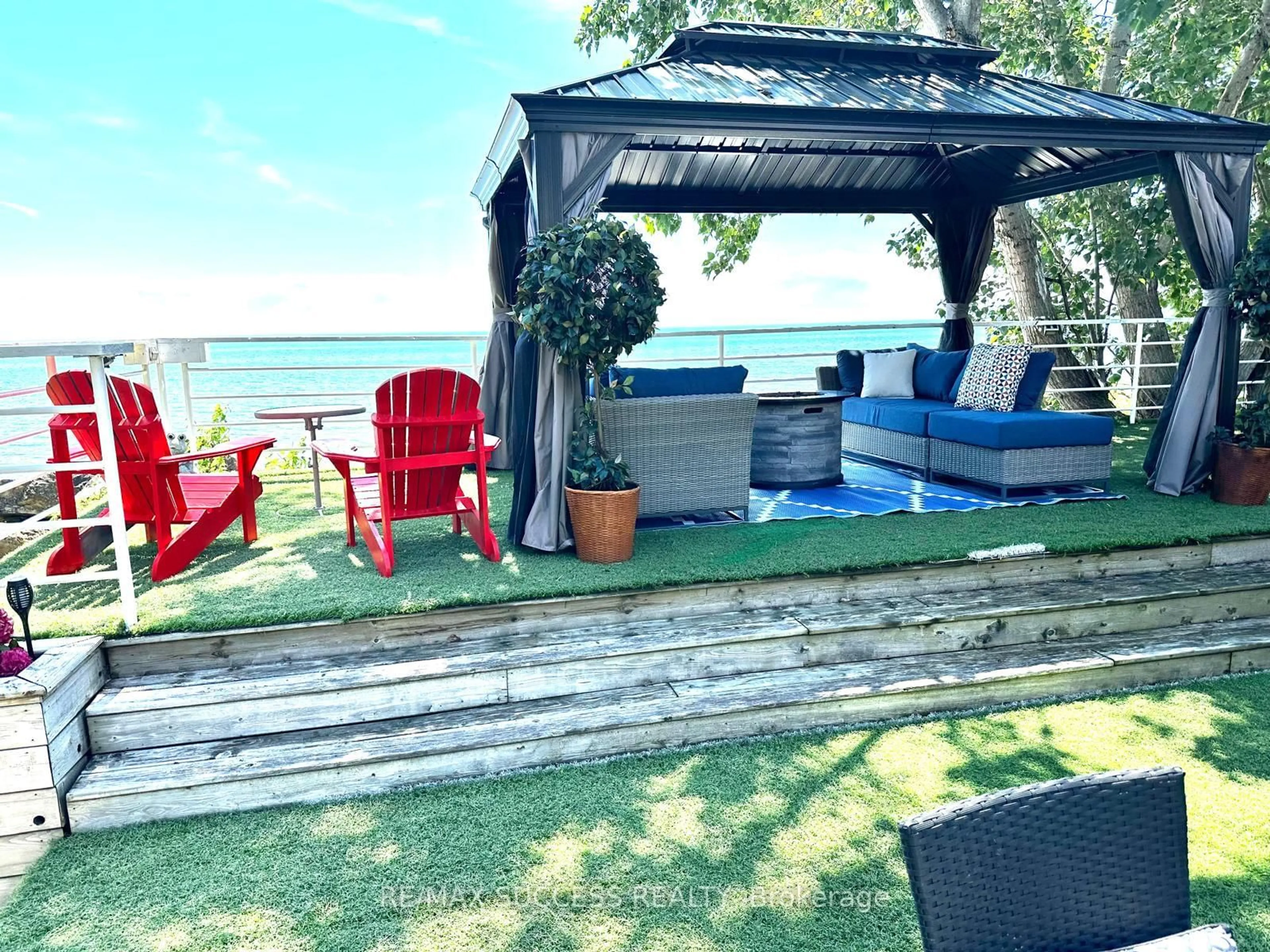 Patio, water/lake/river/ocean view for 2738 North Shore Dr, Haldimand Ontario N0A 1K0