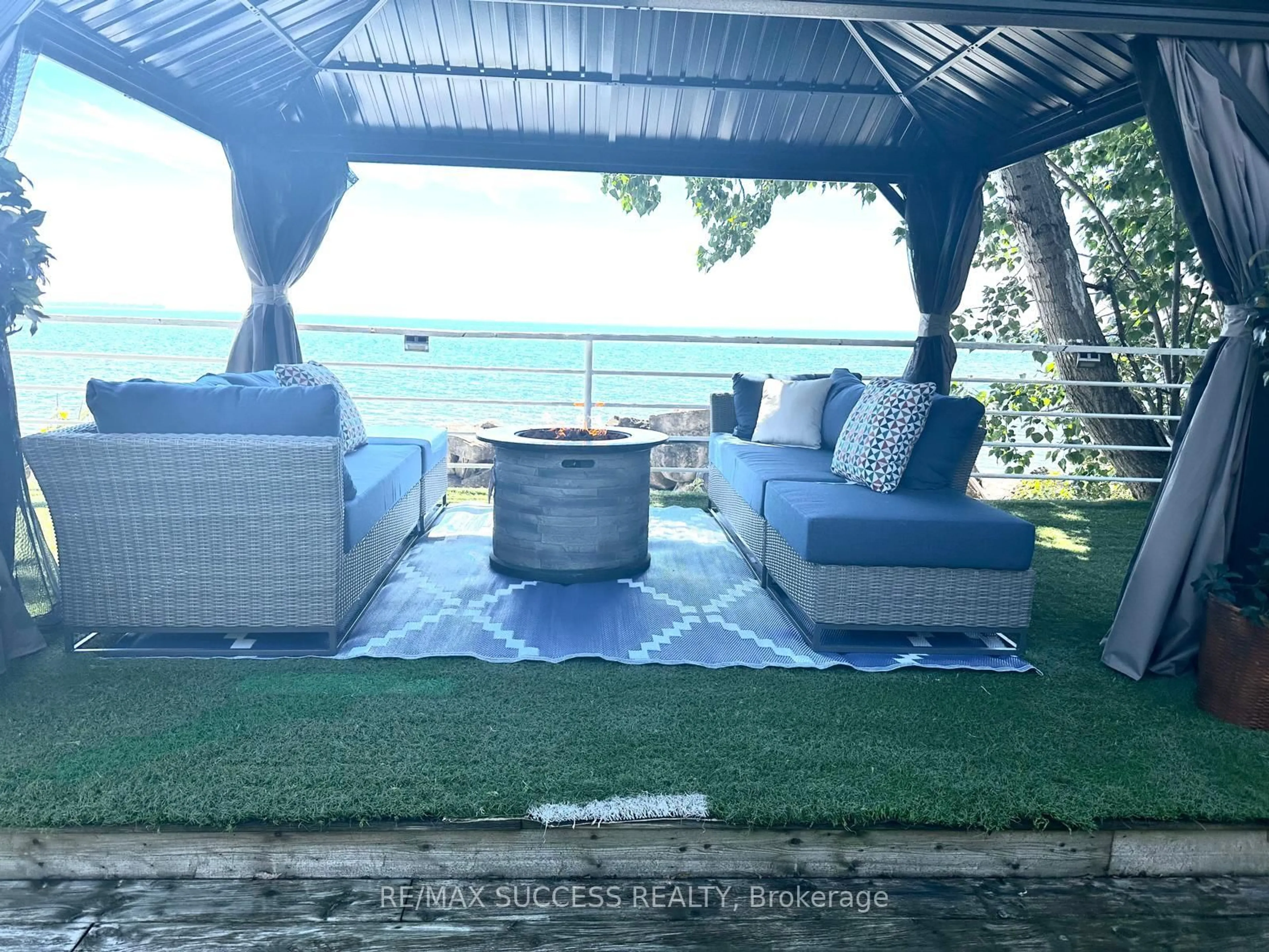 Patio, water/lake/river/ocean view for 2738 North Shore Dr, Haldimand Ontario N0A 1K0