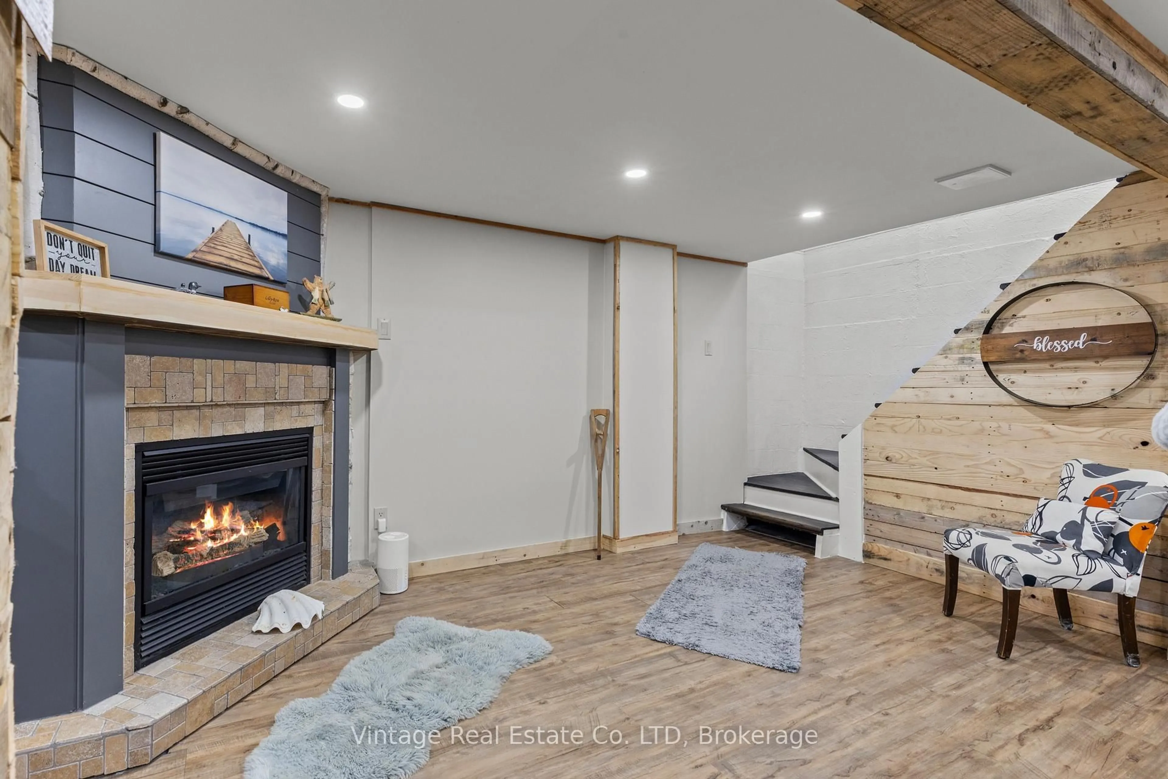 Unknown for 104 Concession Rd, Haldimand Ontario N1A 1A1