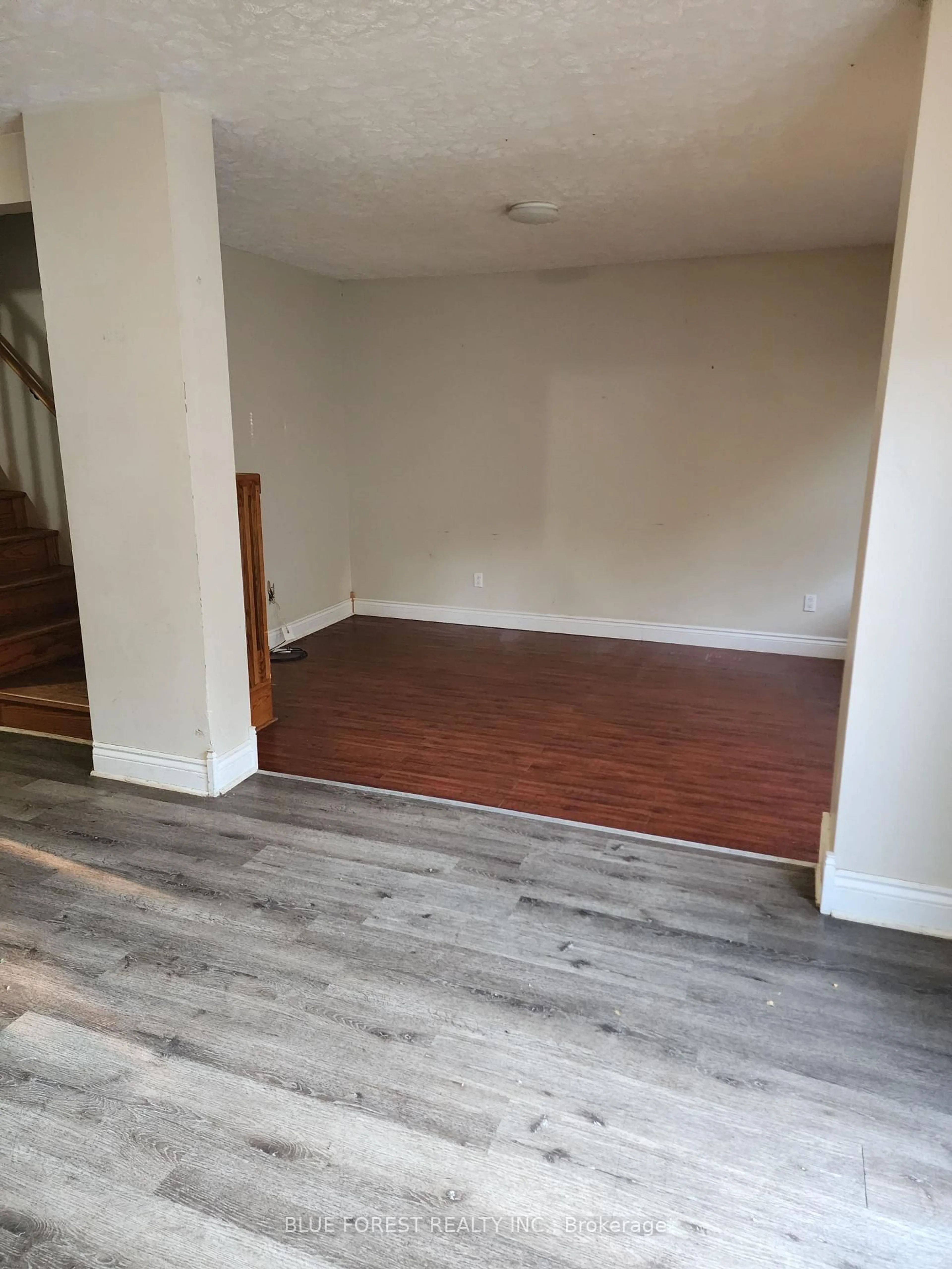 A pic of a room for 14 Argyle St, London North Ontario N6H 1Y3