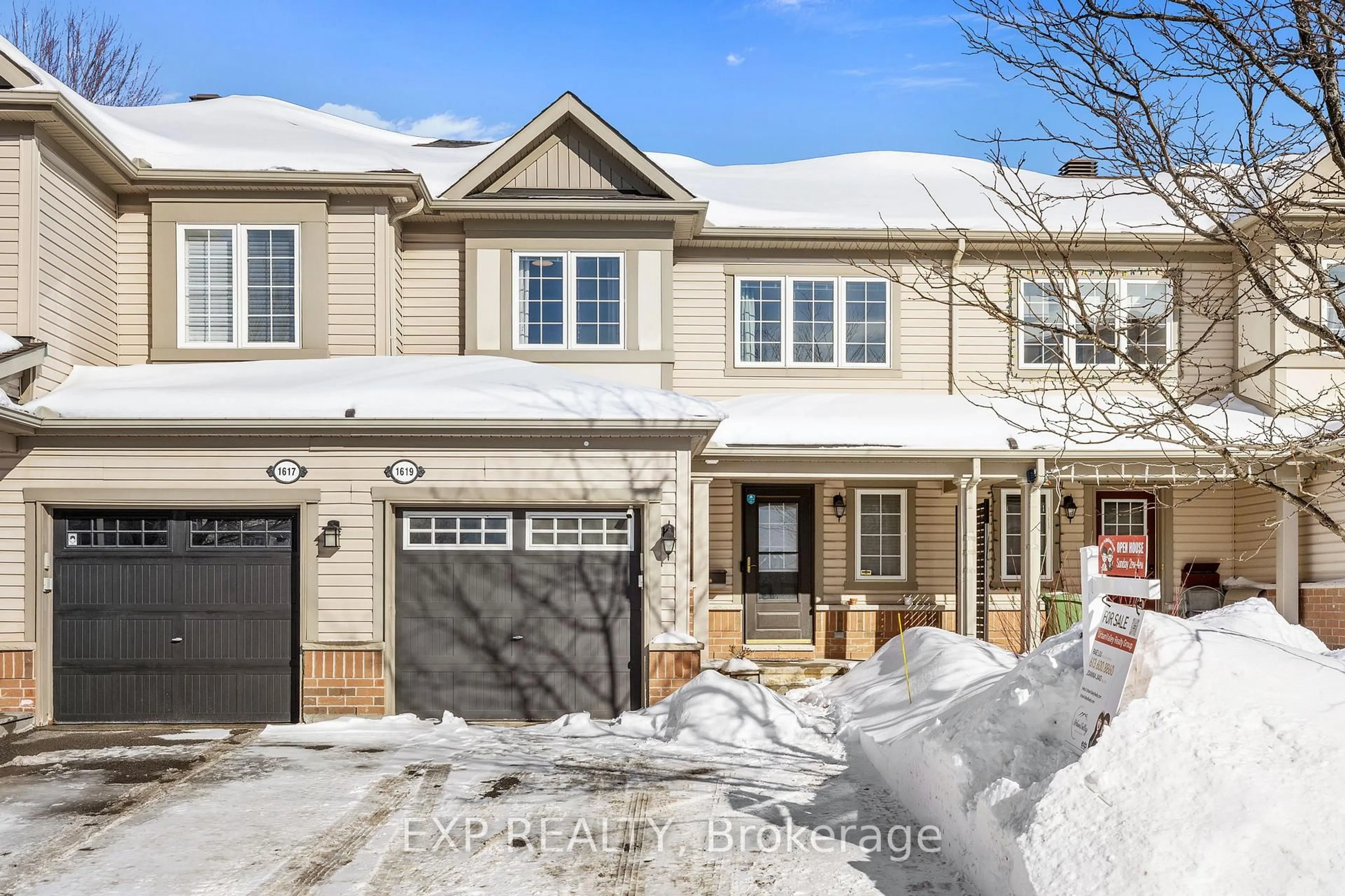 Home with brick exterior material, street for 1619 Haydon Circ, Ottawa Ontario K2J 0K6