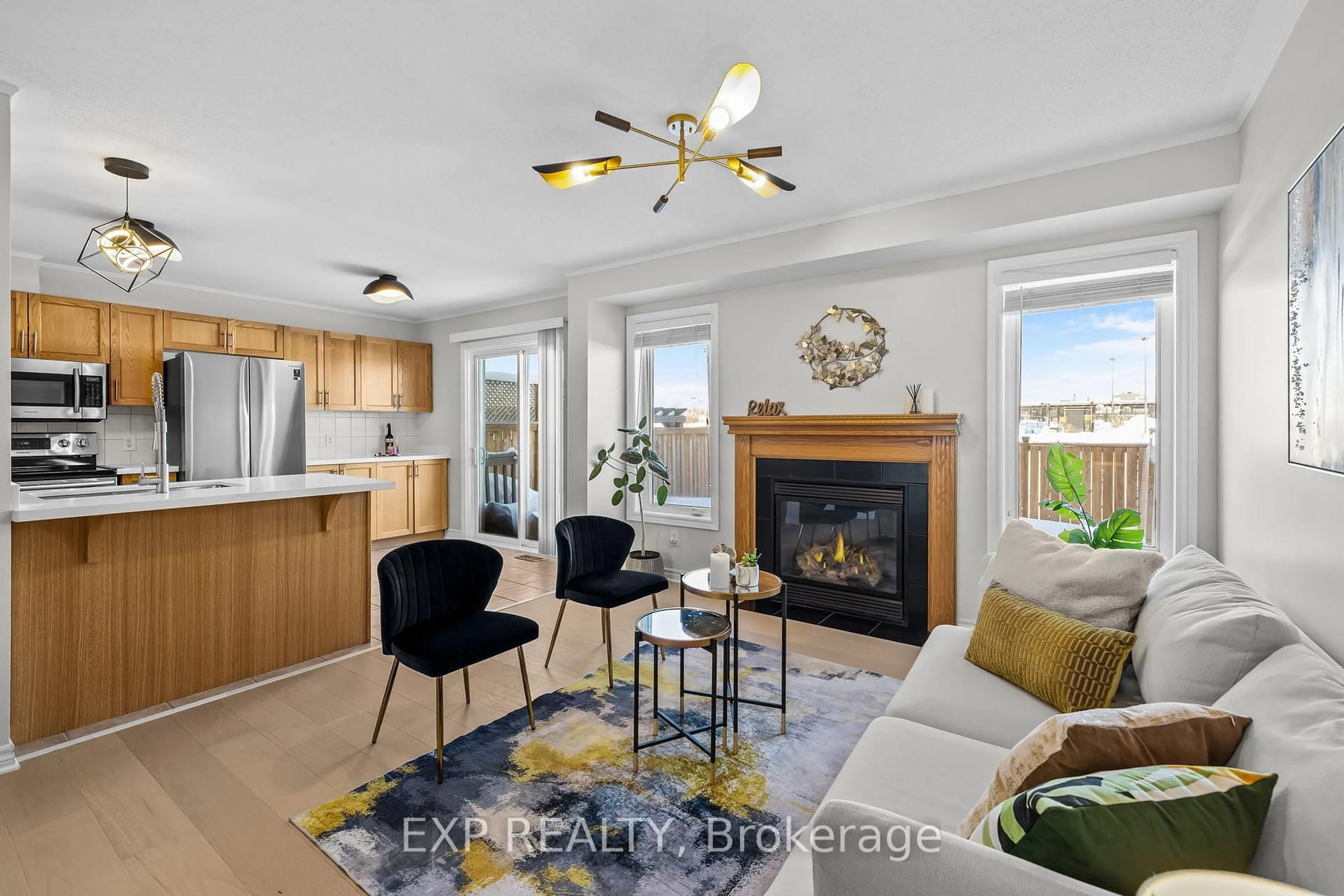 Living room with furniture, unknown for 1619 Haydon Circ, Ottawa Ontario K2J 0K6