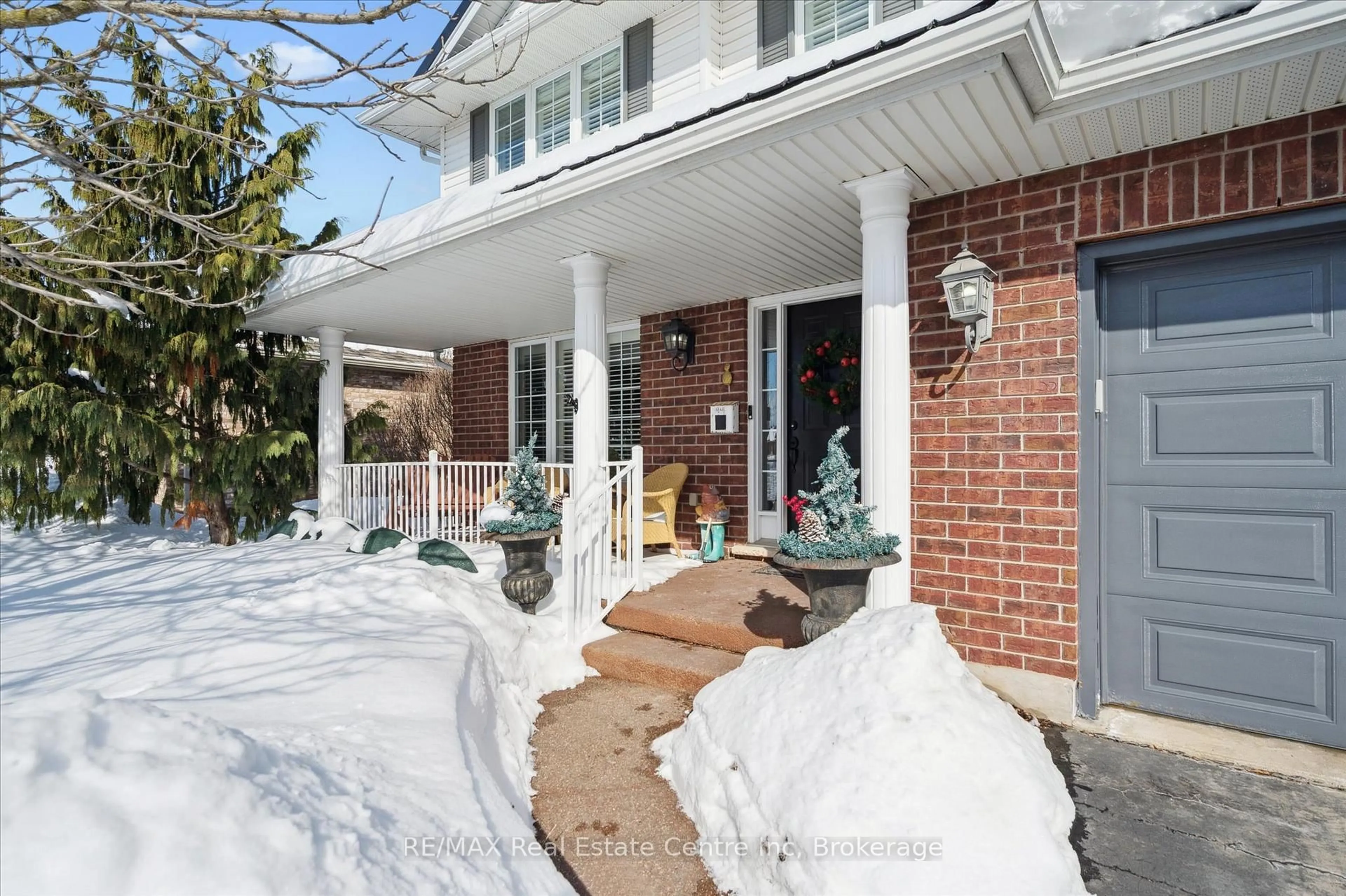 Home with brick exterior material, street for 99 Keating Dr, Centre Wellington Ontario N0B 1S0