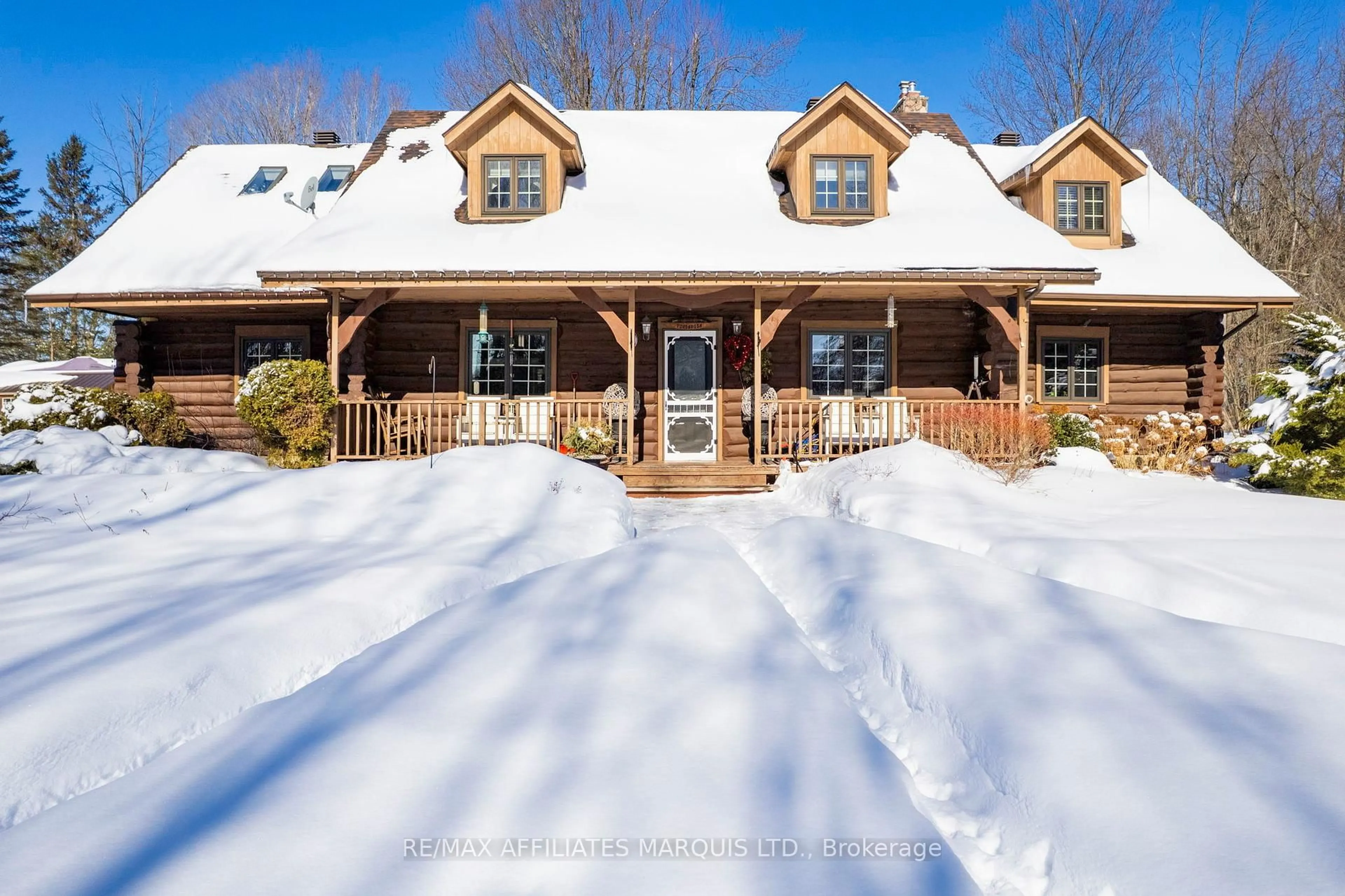 Home with brick exterior material, unknown for 16985 Headline Rd, South Stormont Ontario K0C 1P0
