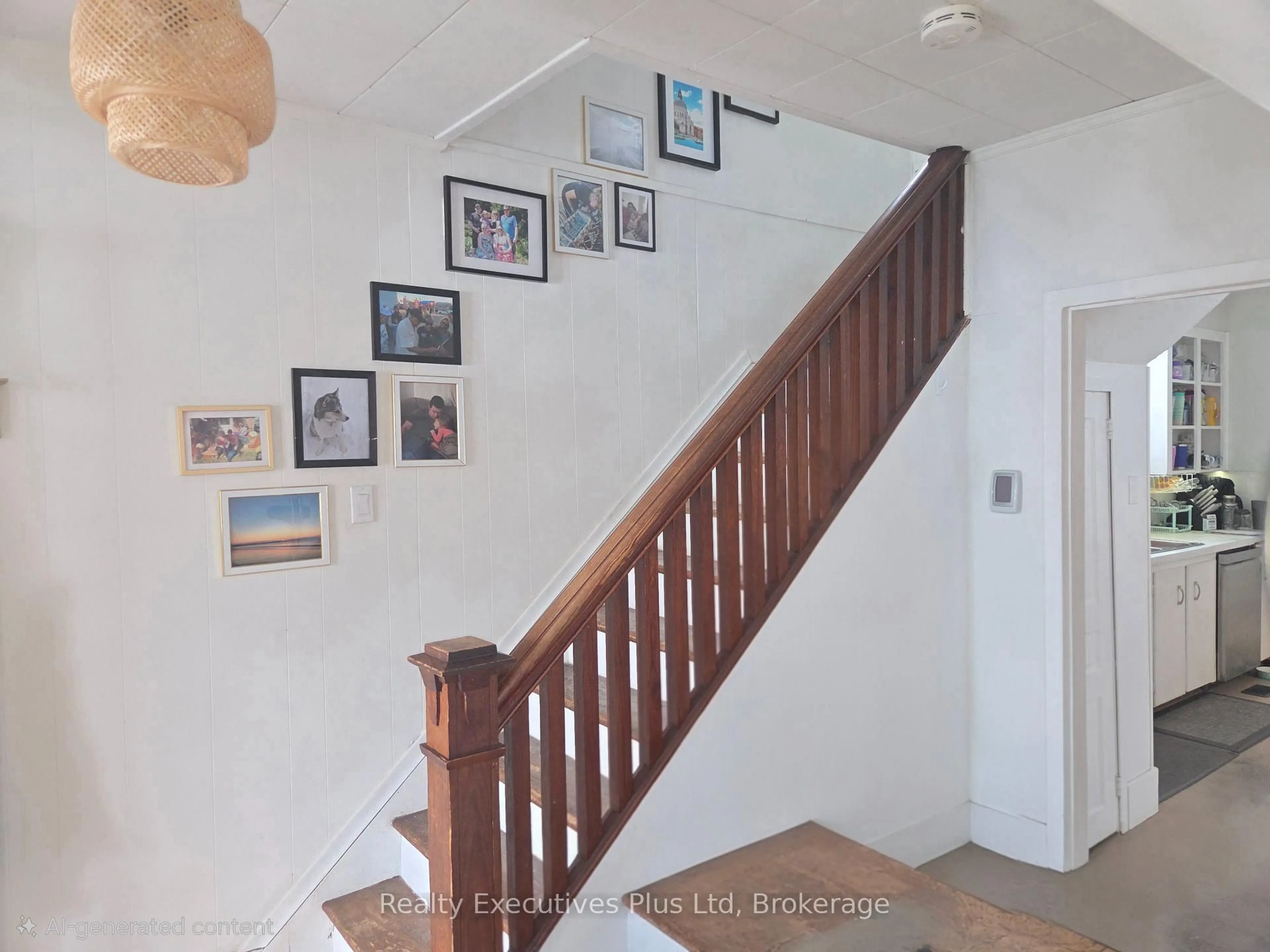 Stairs for 15 Barrie St, Sundridge Ontario P0A 1Z0