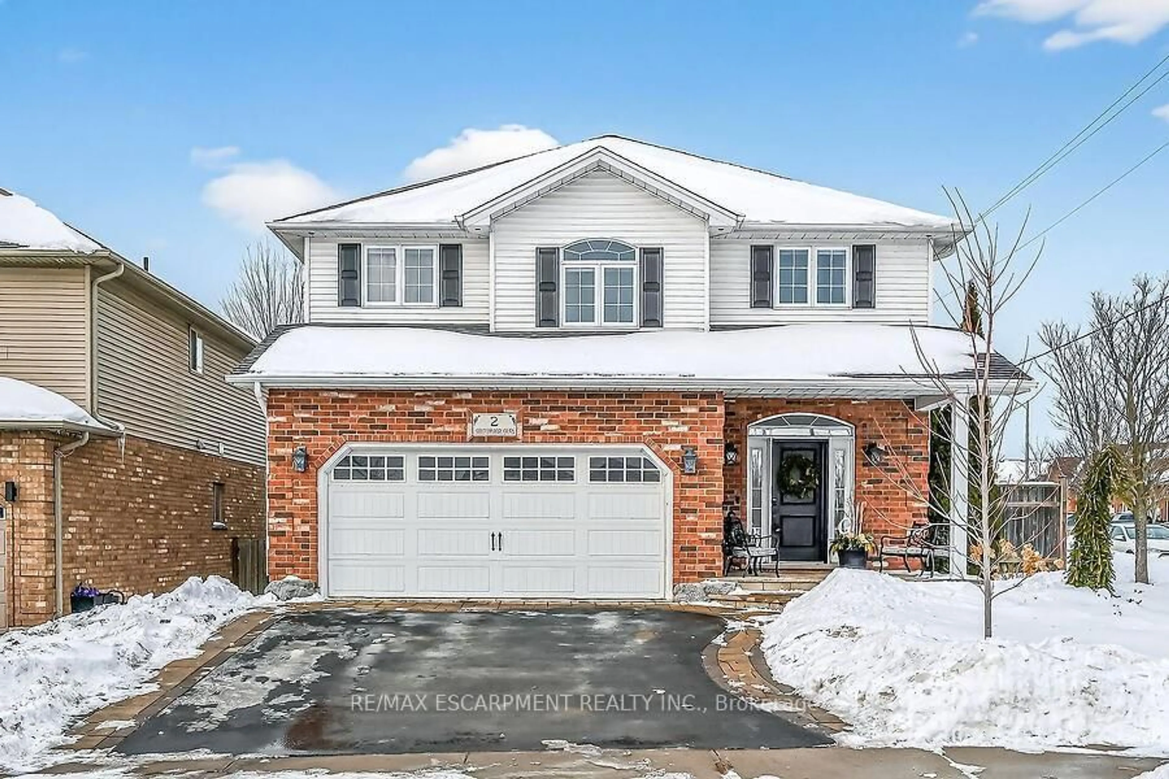 Home with brick exterior material, street for 2 Southwood Cres, Haldimand Ontario N3W 0A6