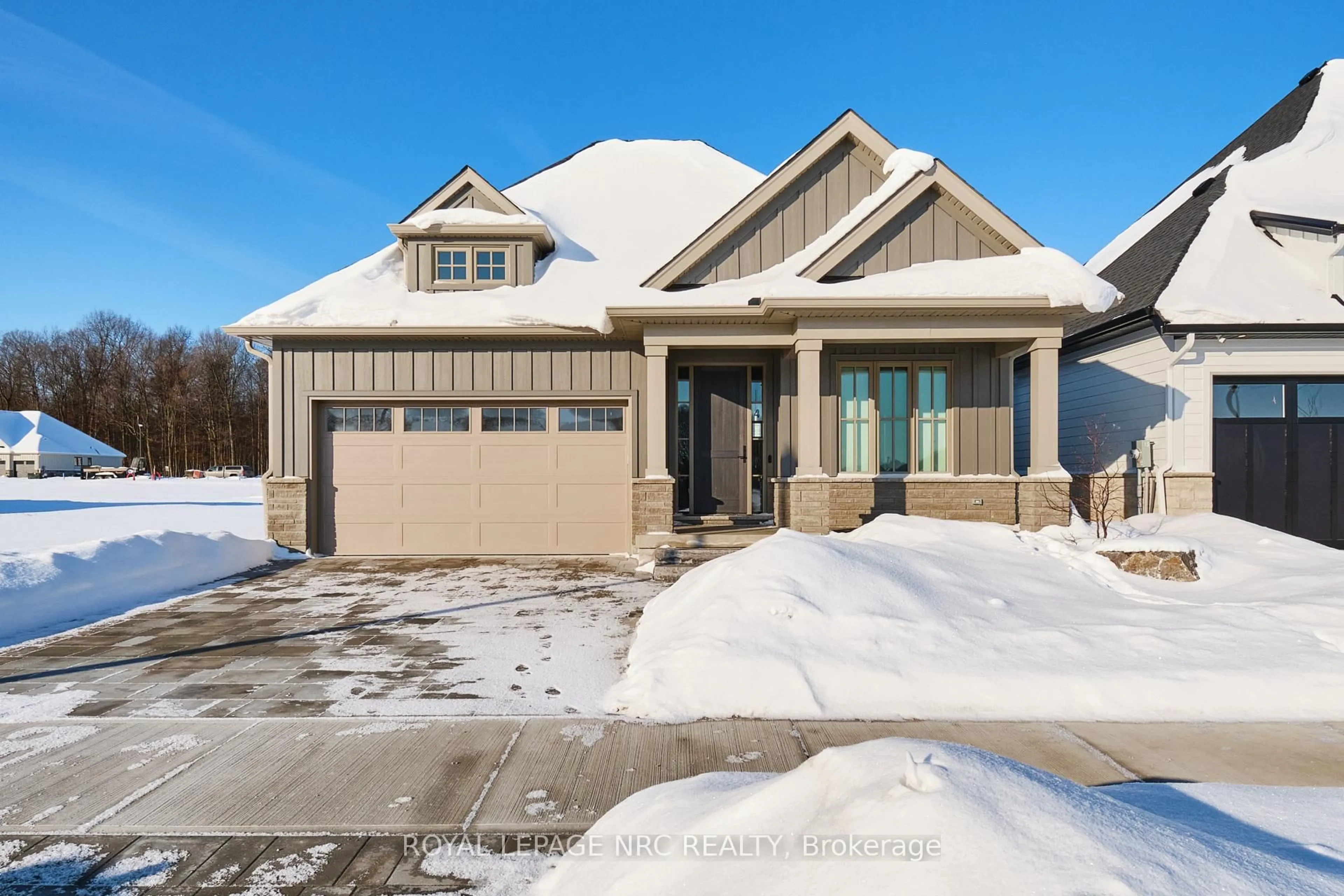 Home with brick exterior material, street for 4 Page St, Pelham Ontario L3E 0X3