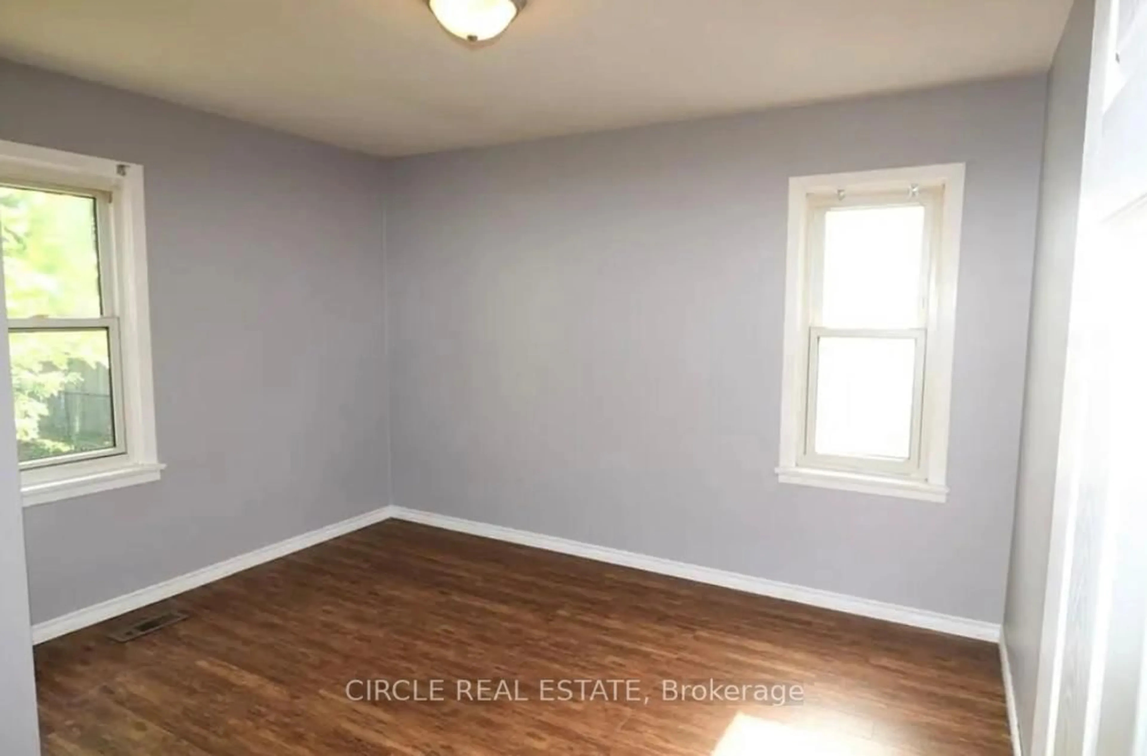 A pic of a room for 6755 McLeod Rd, Niagara Falls Ontario L2G 3G7