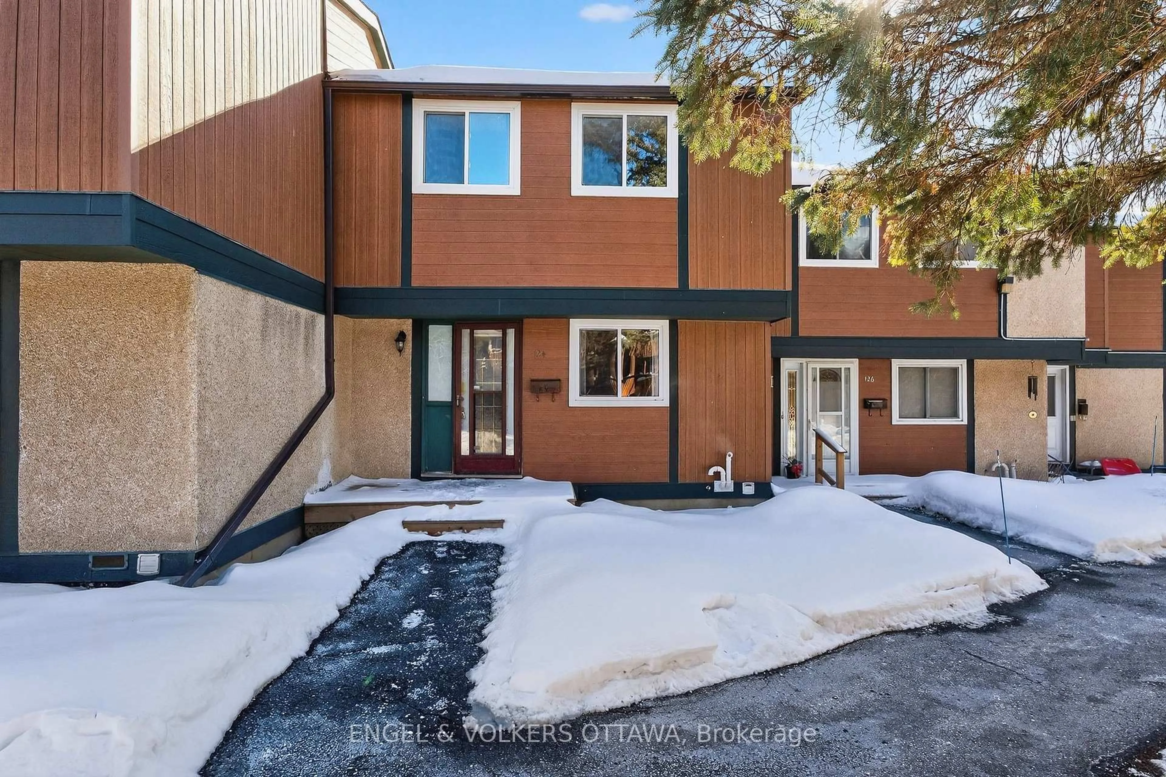 Unknown for 1449 Ridgebrook Dr #124, Ottawa Ontario K1B 4T1