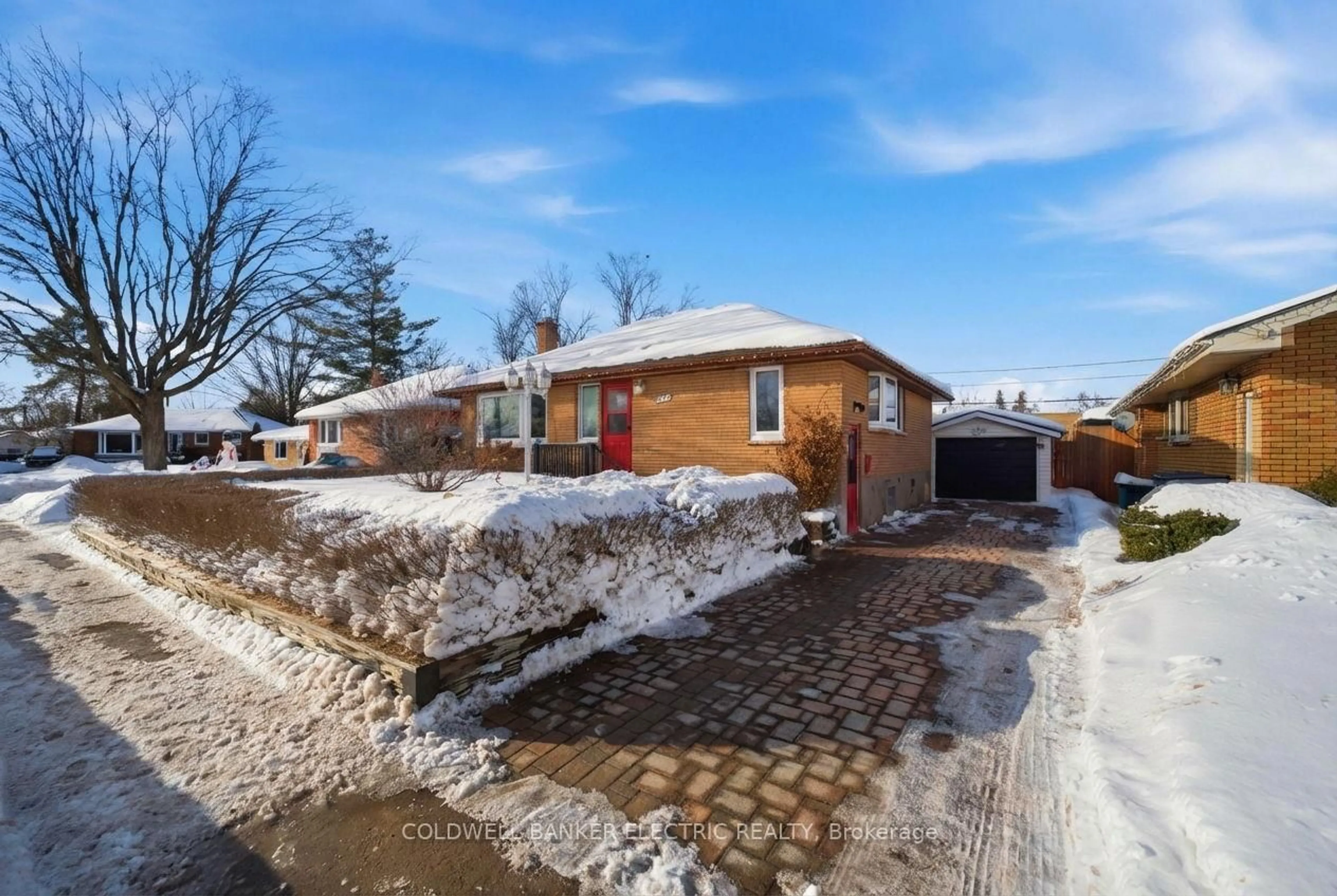 Unknown for 756 Barbara Cres, Peterborough Ontario K9J 3X7