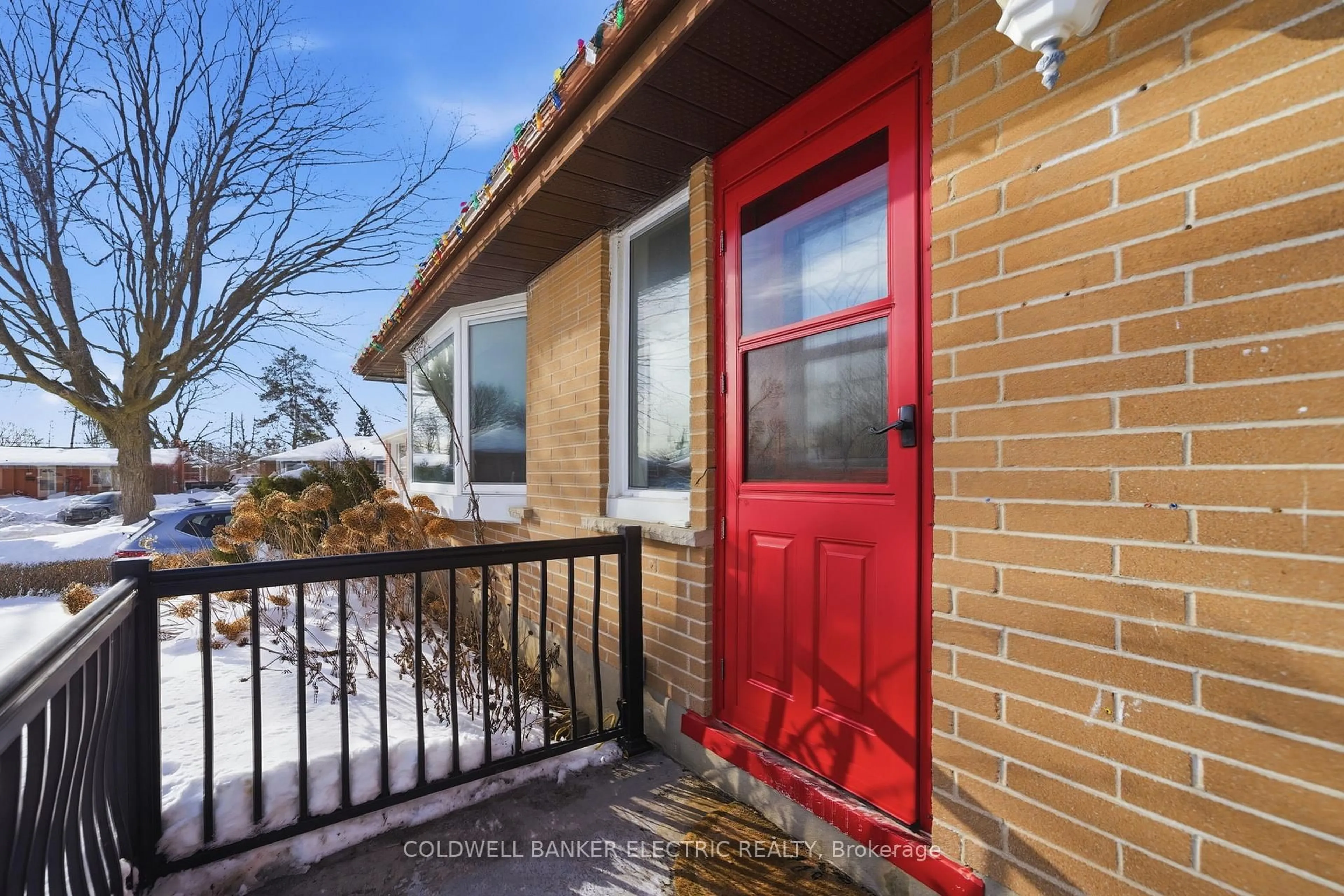 Unknown for 756 Barbara Cres, Peterborough Ontario K9J 3X7