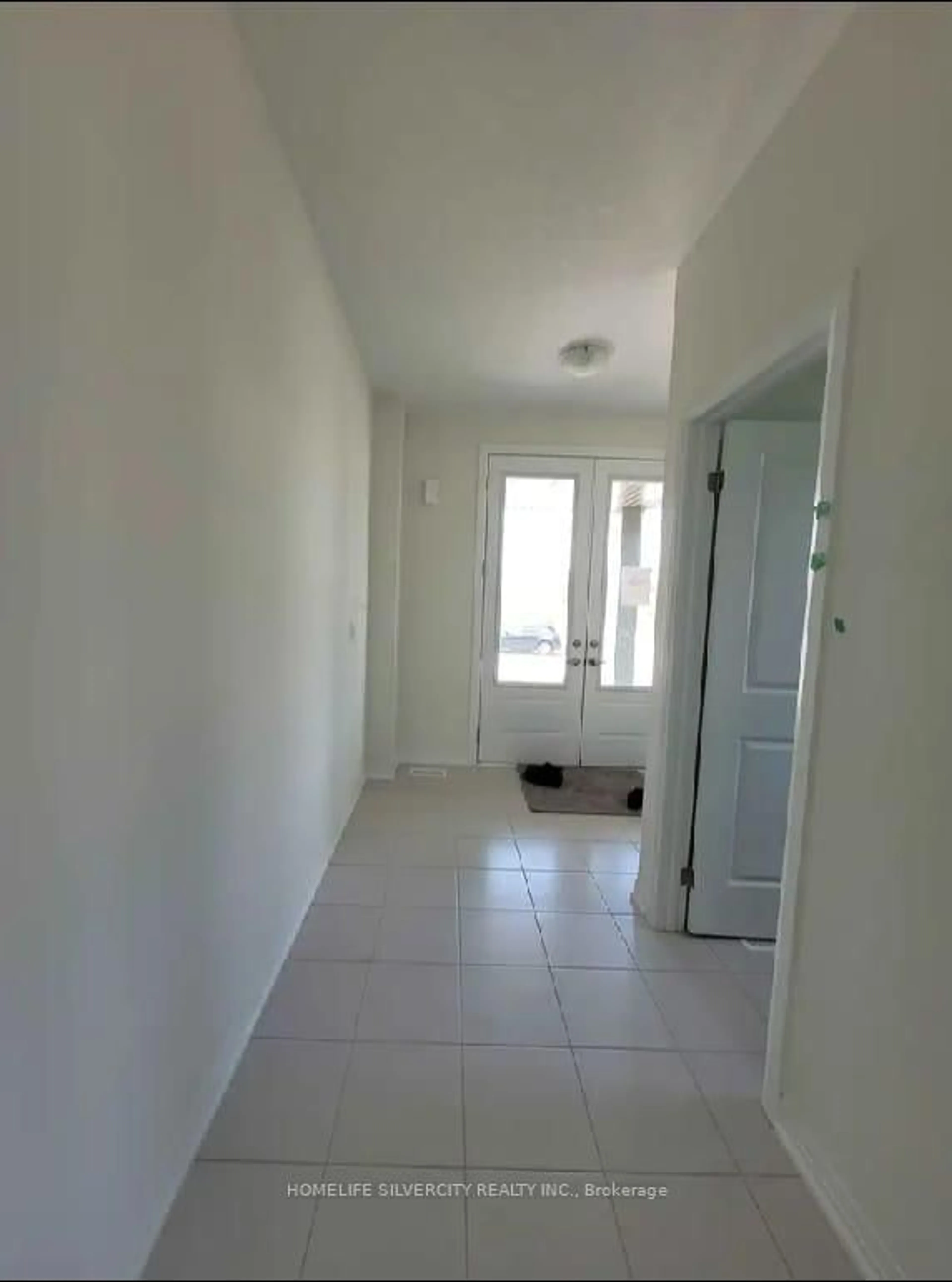 A pic of a room for 200 Newman Dr, Cambridge Ontario N1S 0E2