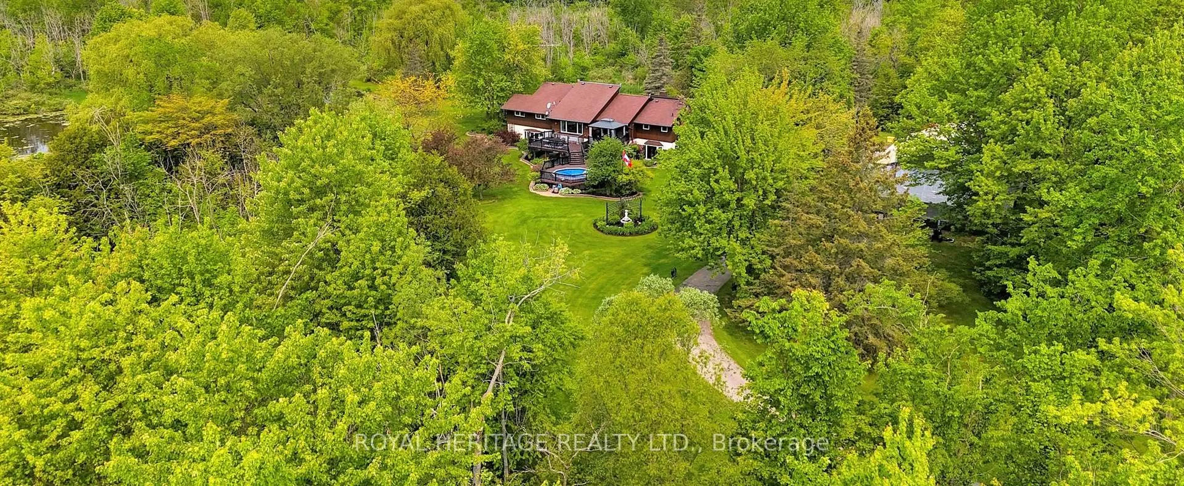 A pic from outside/outdoor area/front of a property/back of a property/a pic from drone, unknown for 4188 County 65 Rd, Port Hope Ontario L1A 3V5
