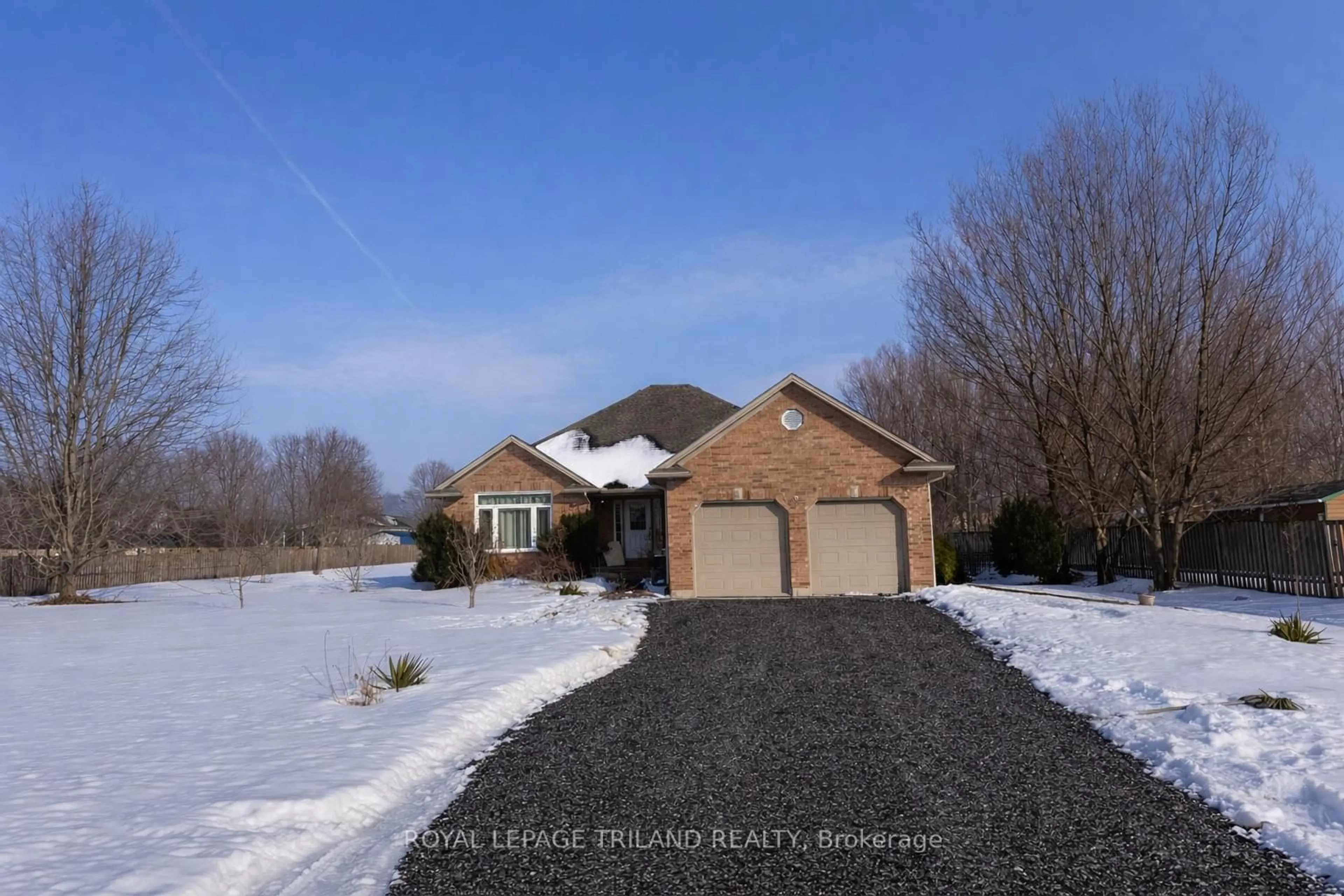 Home with brick exterior material, water/lake/river/ocean view for 40 CENTRE St, Bayham Ontario N0J 1Z0