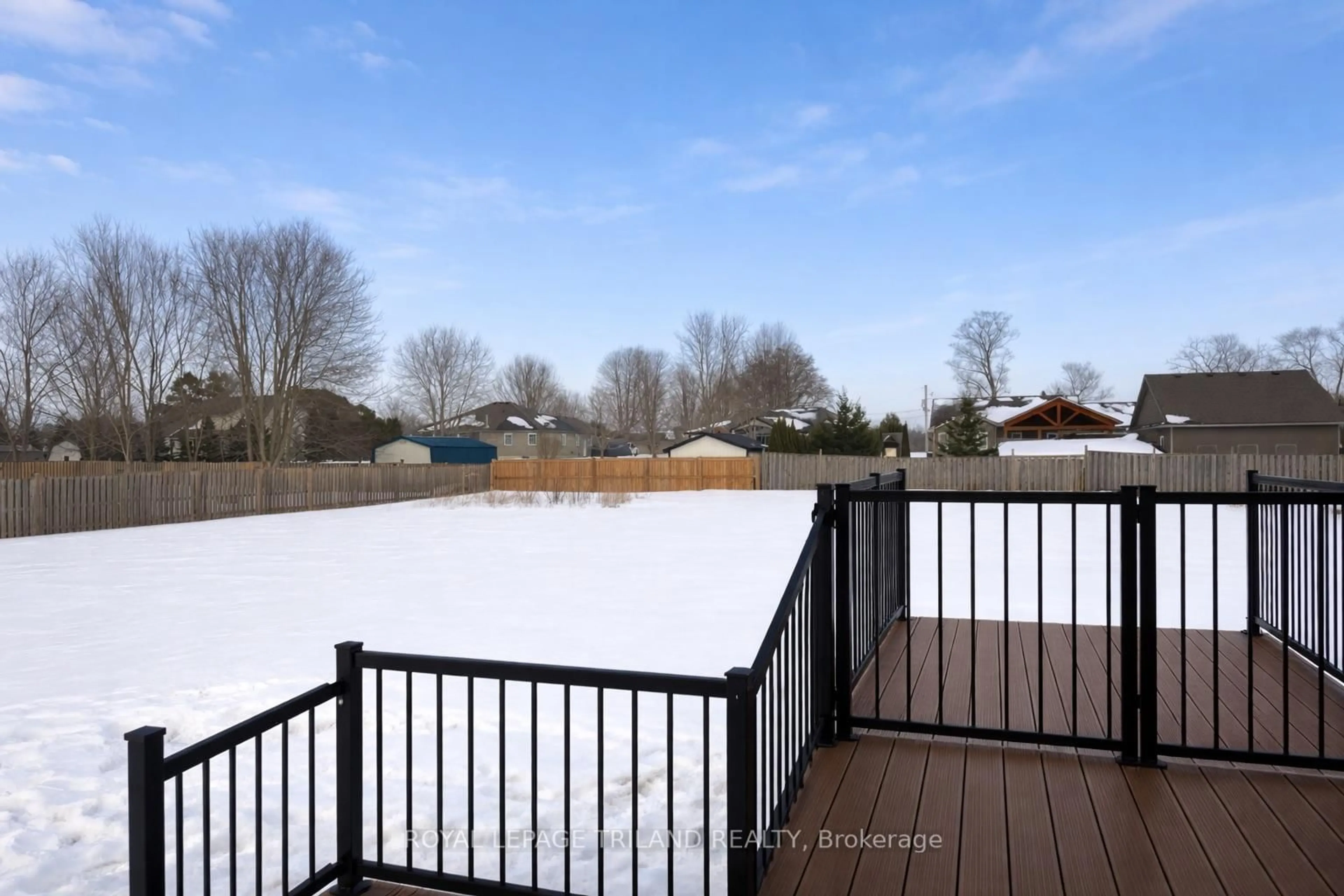 Patio, unknown for 40 CENTRE St, Bayham Ontario N0J 1Z0