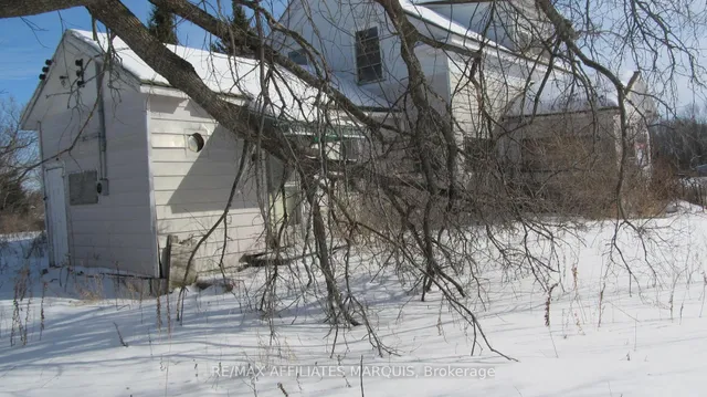 15554 SAVING St, South Stormont 3