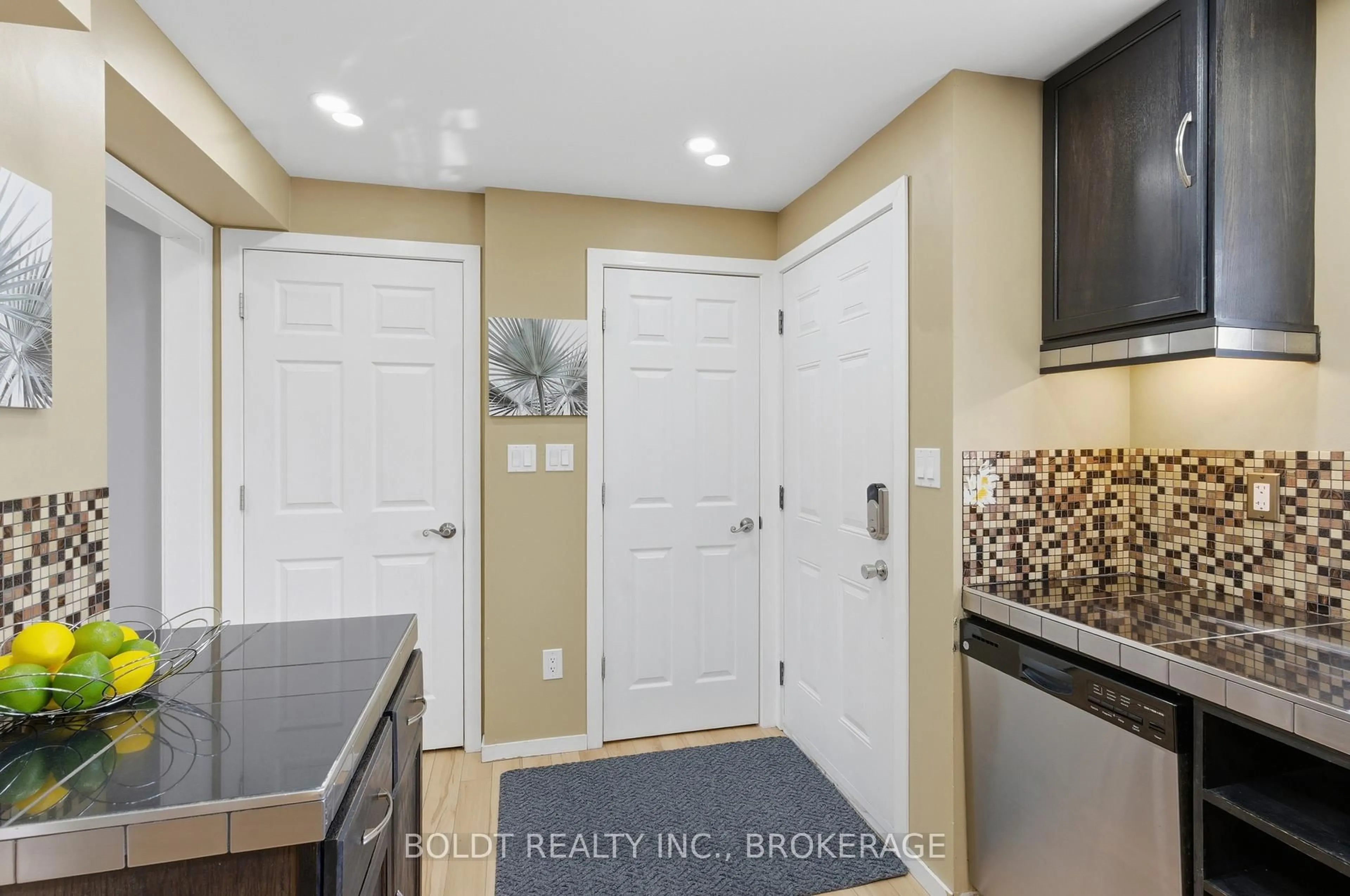 Unknown for 151 Linwell Rd #2, St. Catharines Ontario L2N 6P3