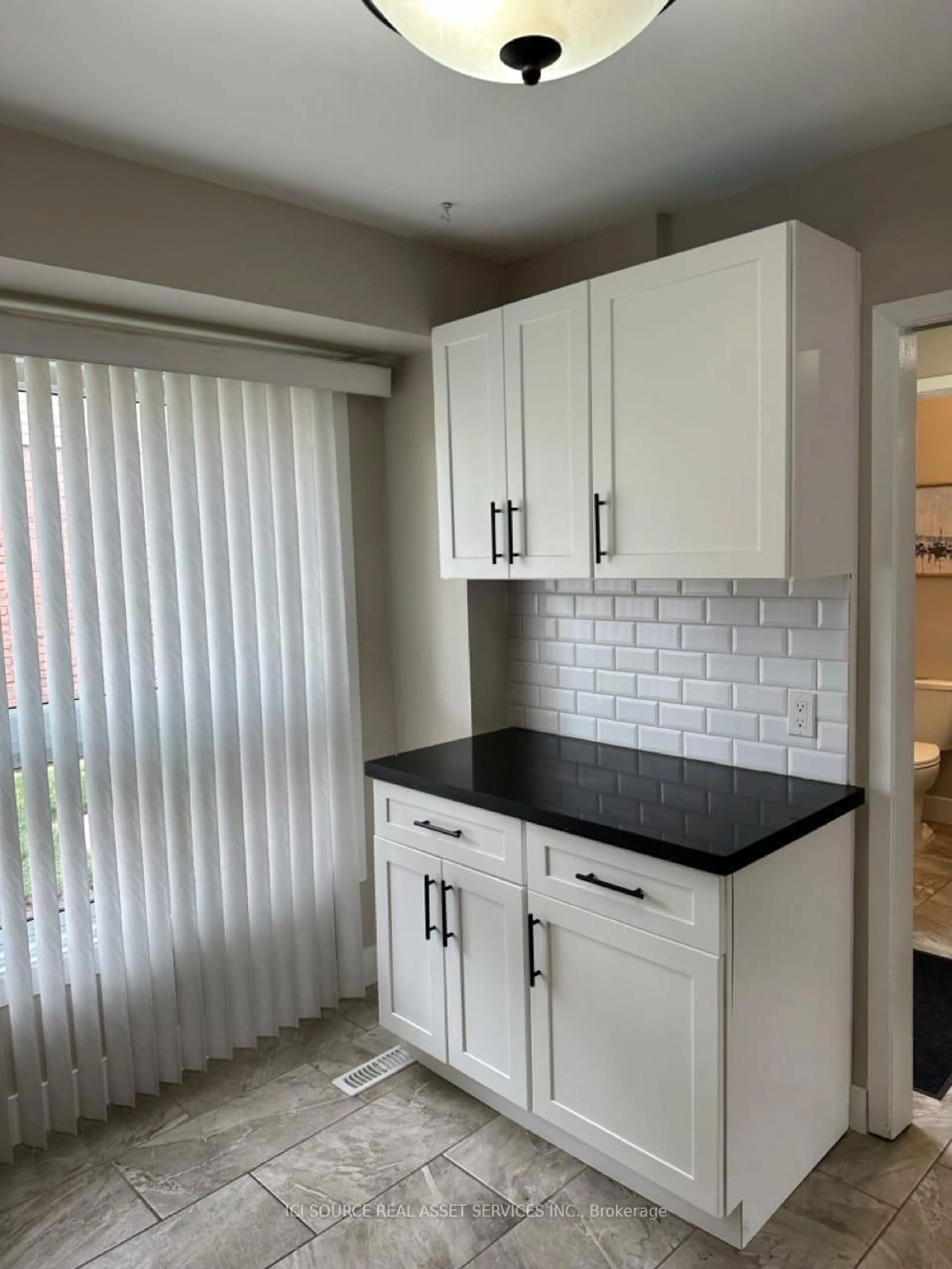 Standard kitchen, unknown for 75 Ansondale Rd #16, London South Ontario N6C 5W3