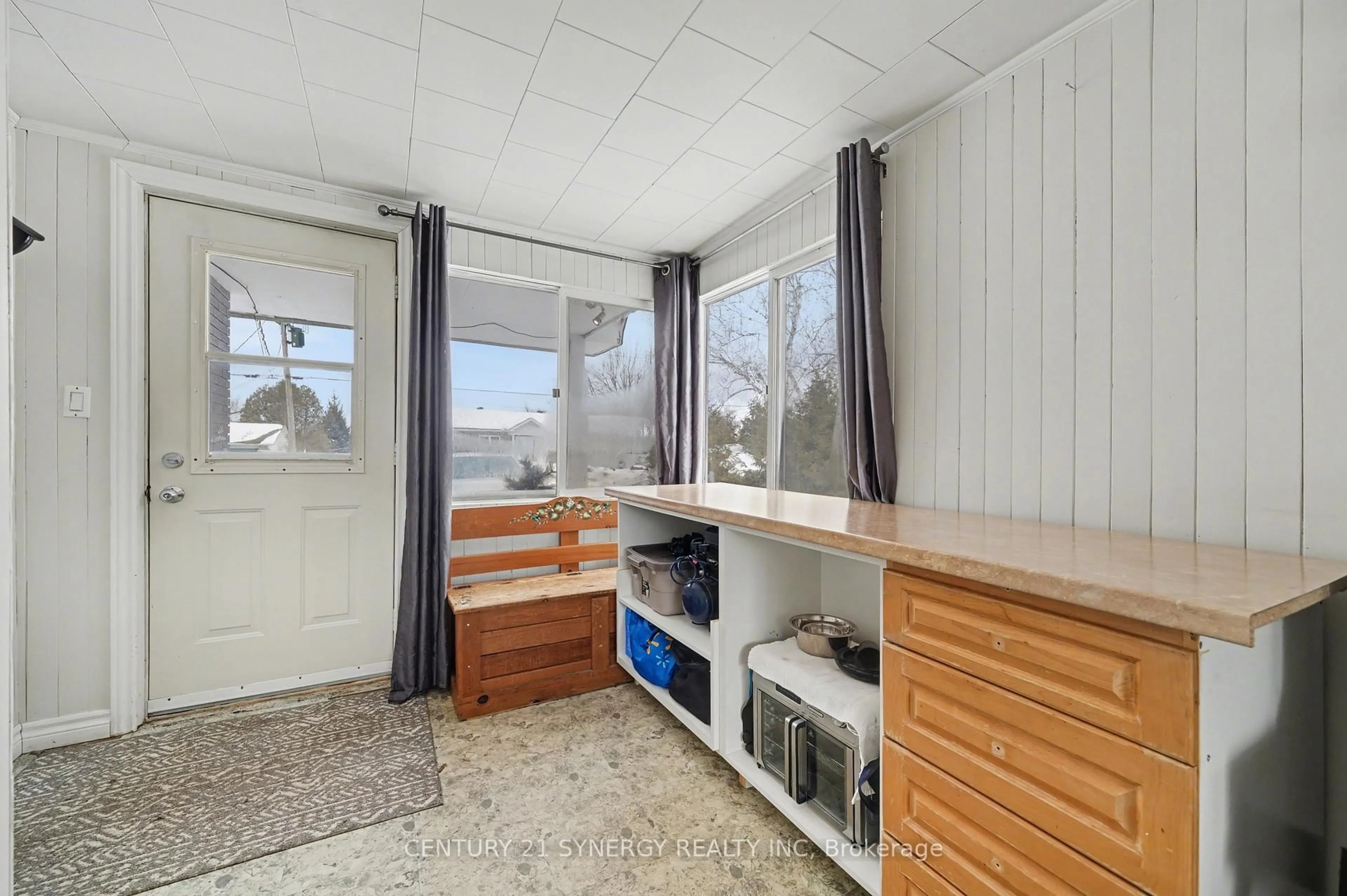 Unknown for 7 Bayview Dr, Smiths Falls Ontario K7A 5B8