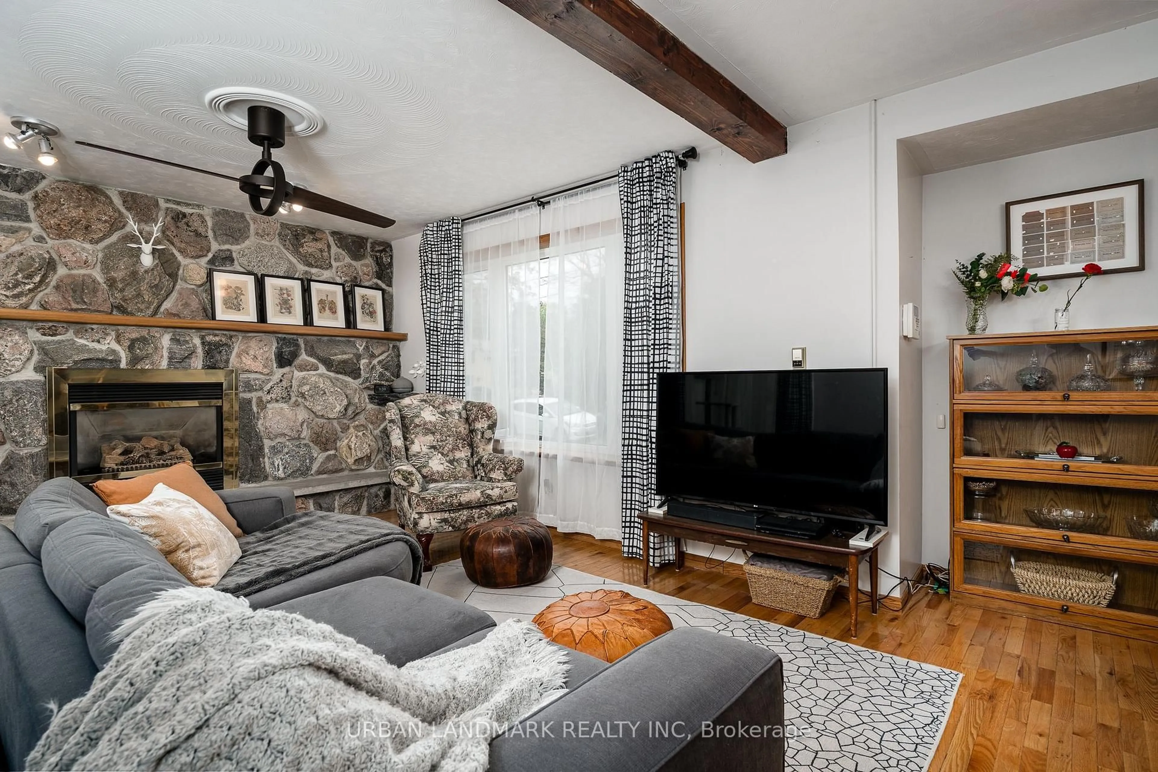 Living room with furniture, unknown for 142 St Lawrence St, Madoc Ontario K0K 2K0