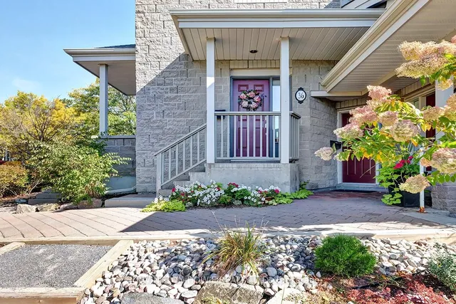 36 Robson Crt, Ottawa 2