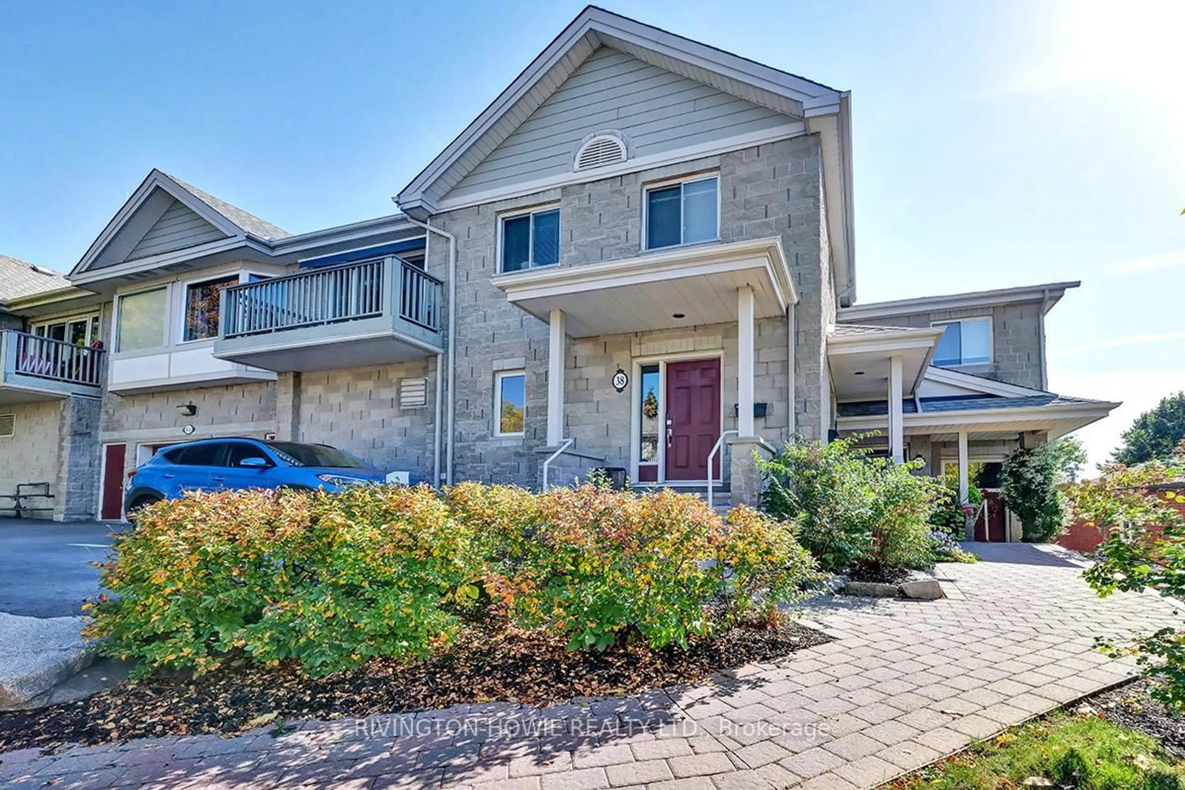 Unknown for 36 Robson Crt, Ottawa Ontario K2K 2W1