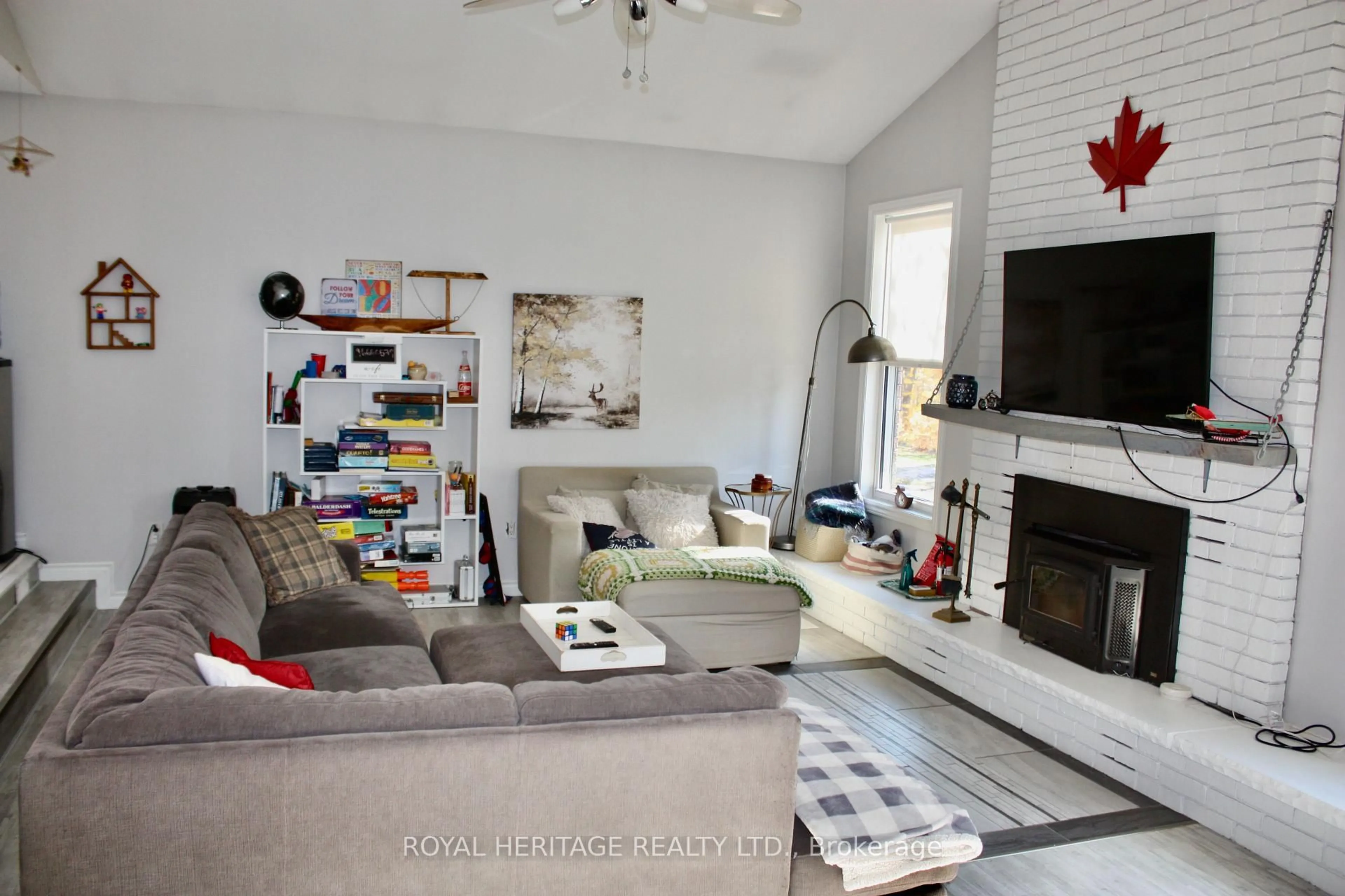 Living room with furniture, unknown for 2331 Lakeside Rd, Douro-Dummer Ontario K0L 2H0