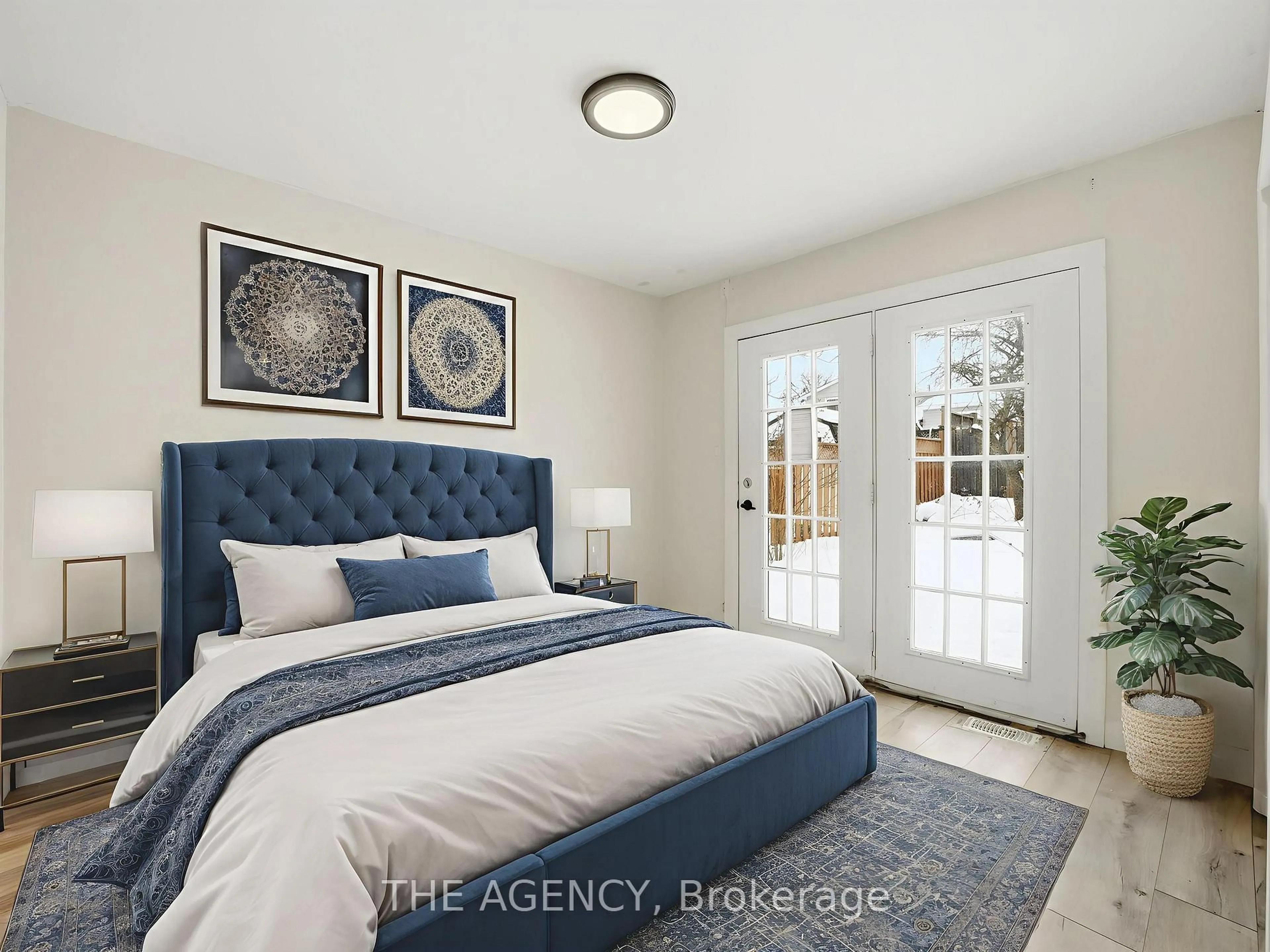 Bedroom with bed, unknown for 1236 Avonlea Rd, Cambridge Ontario N3H 4Z8