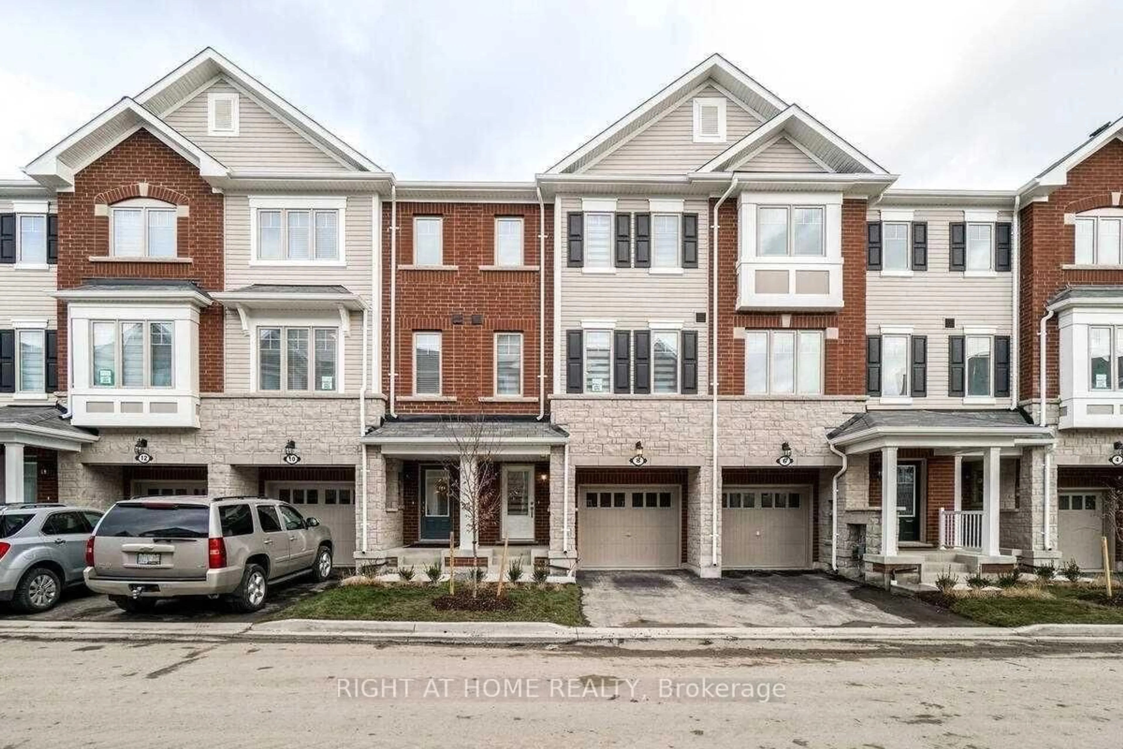 Unknown for 8 Rapids Lane, Hamilton Ontario L8K 0A3