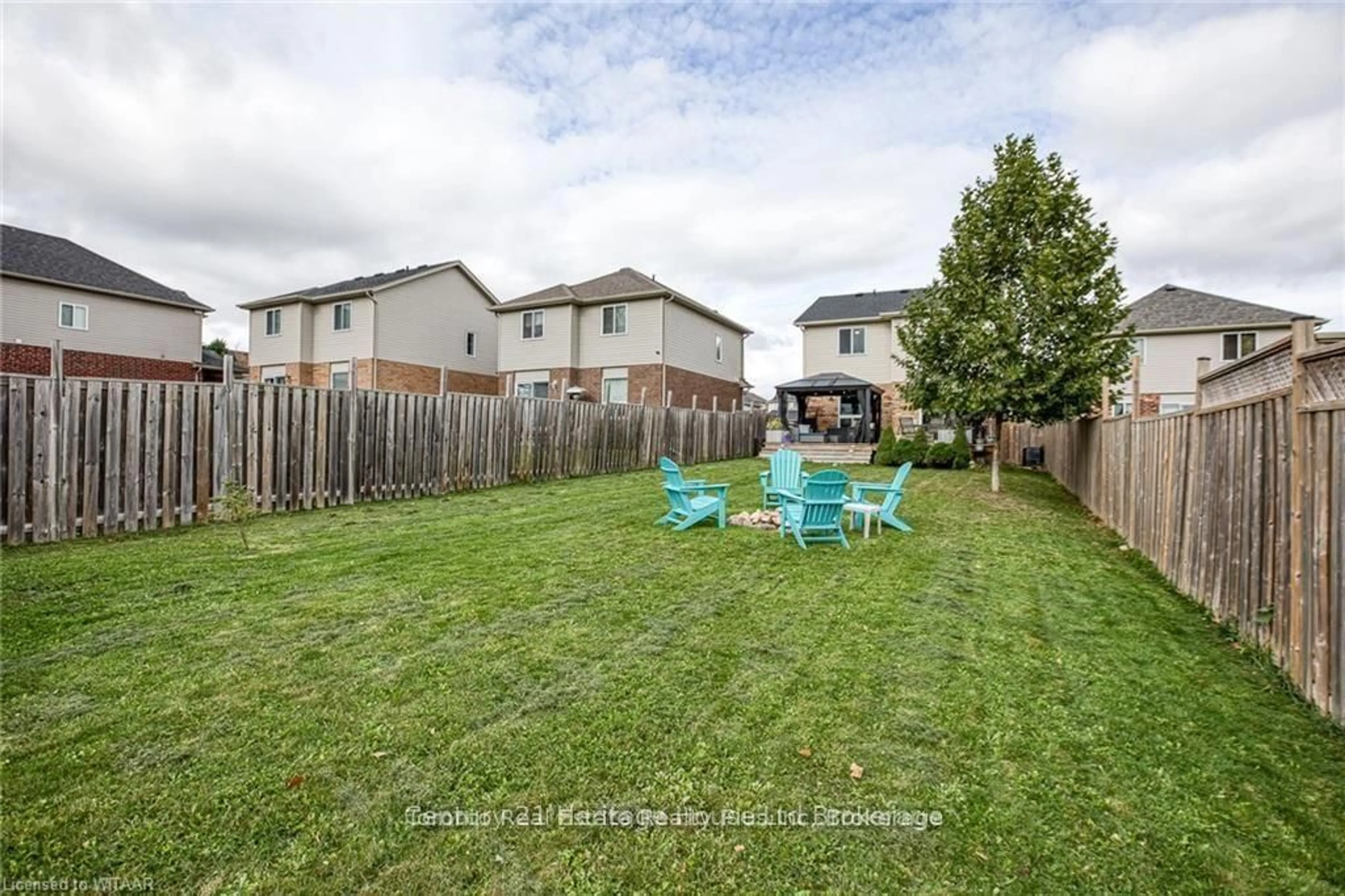 Patio, unknown for 16 Talon Dr, Woodstock Ontario N4V 0A5