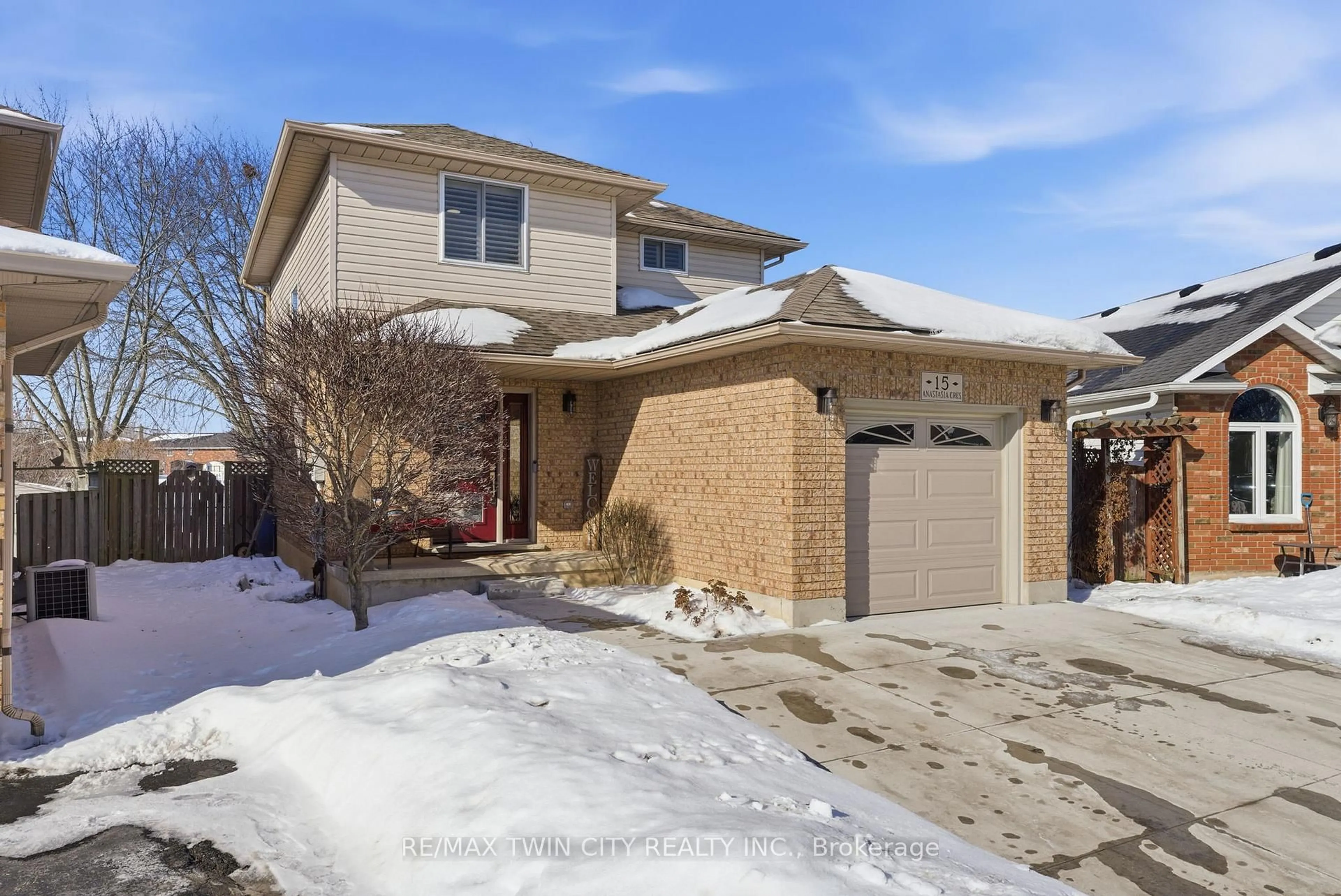 Home with brick exterior material, street for 15 Anastasia Cres, Brantford Ontario N3P 2A9