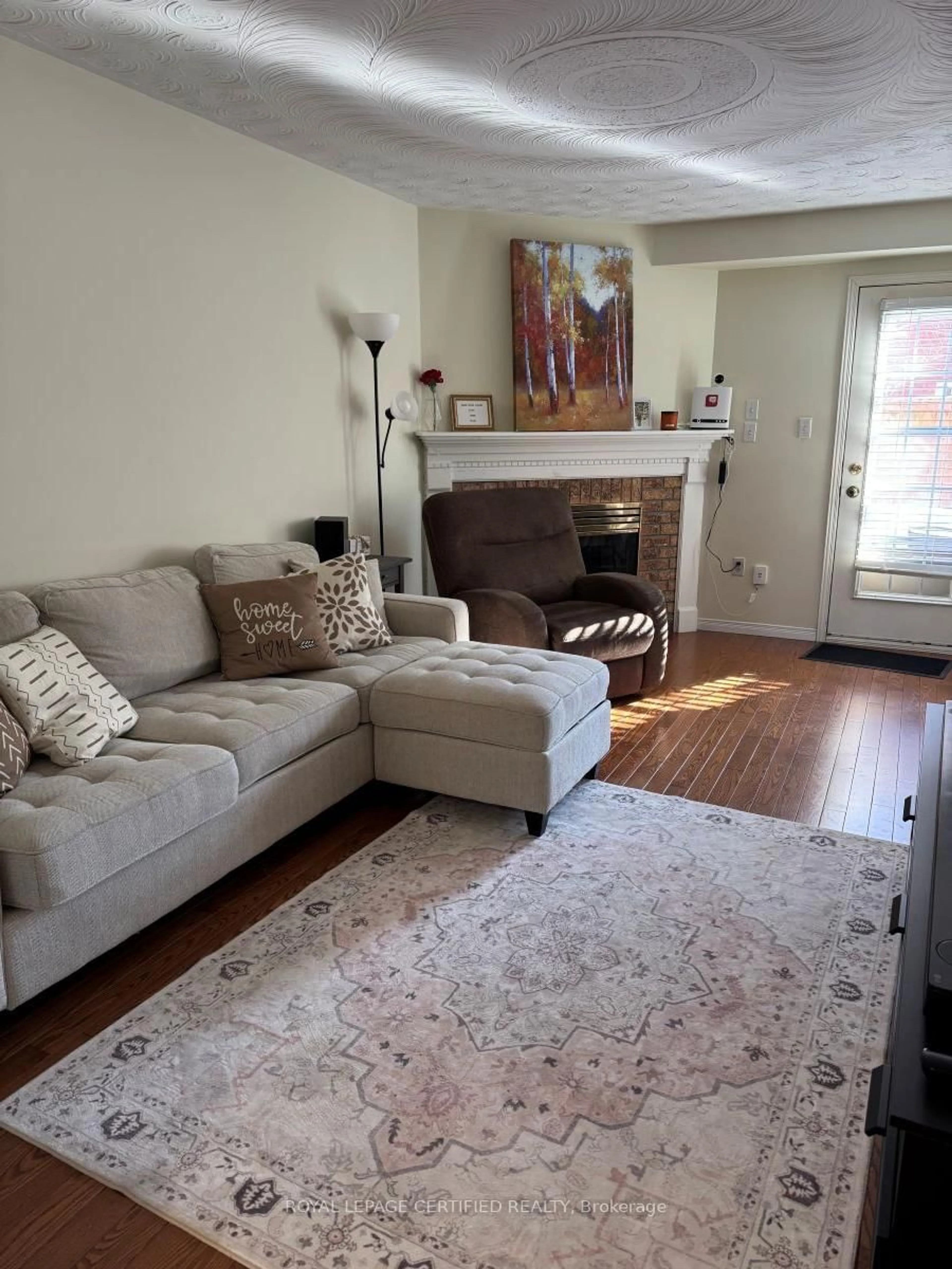 Living room with furniture, unknown for 255 Mount Albion Rd #7, Hamilton Ontario L8K 6P7