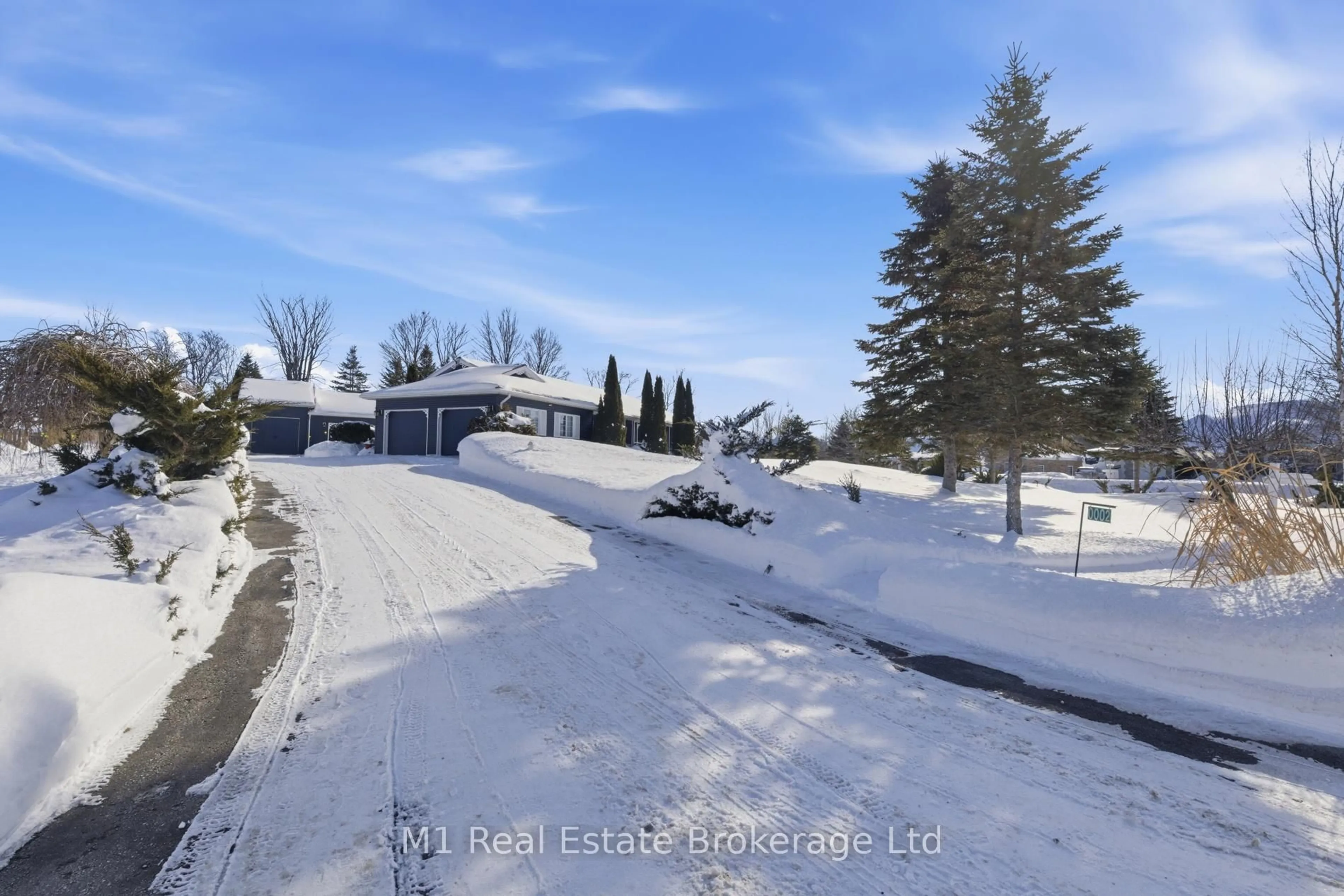 A pic from outside/outdoor area/front of a property/back of a property/a pic from drone, street for 2 Joanne Cres, Minto Ontario N0G 2L0