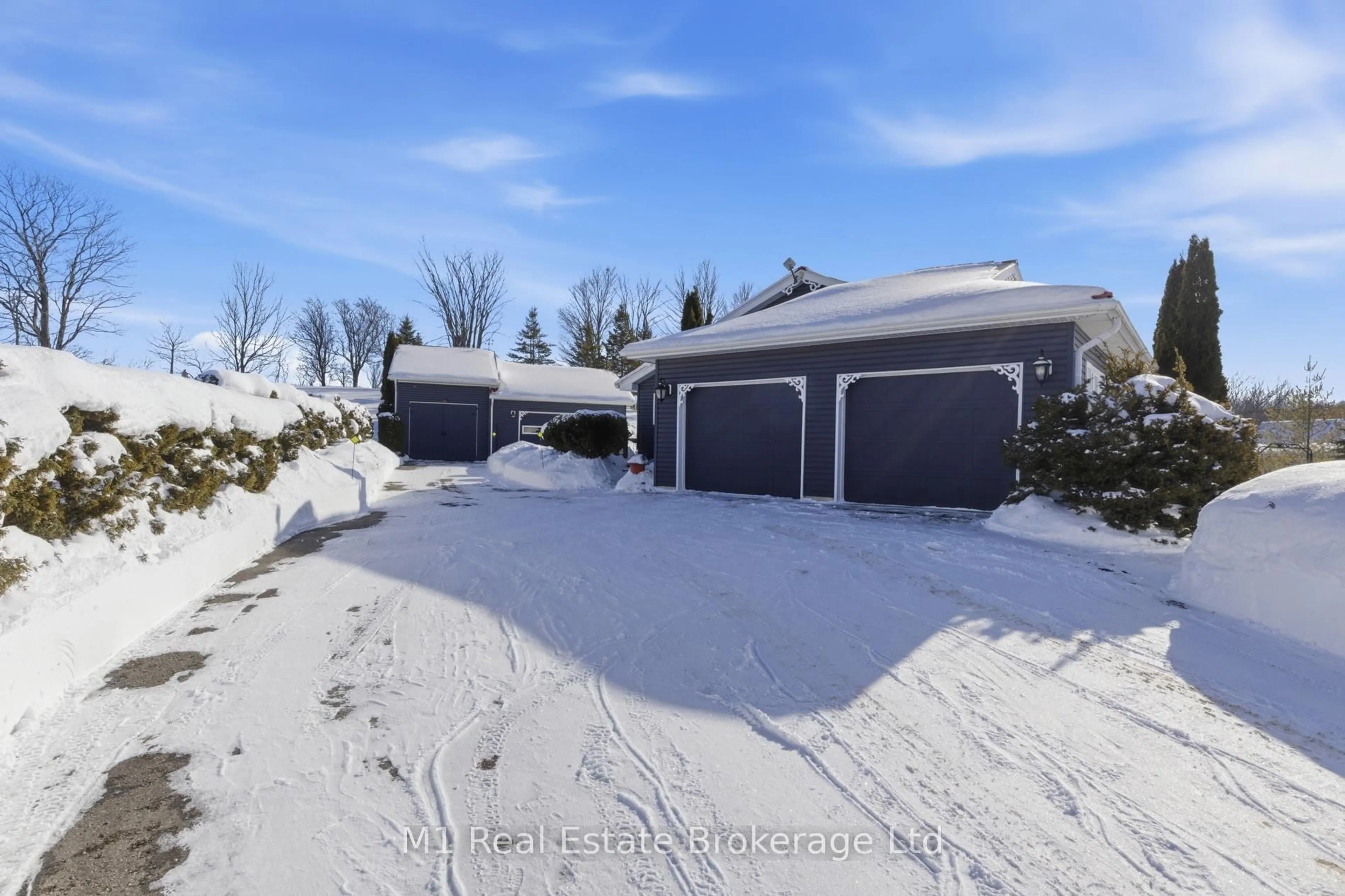 A pic from outside/outdoor area/front of a property/back of a property/a pic from drone, street for 2 Joanne Cres, Minto Ontario N0G 2L0