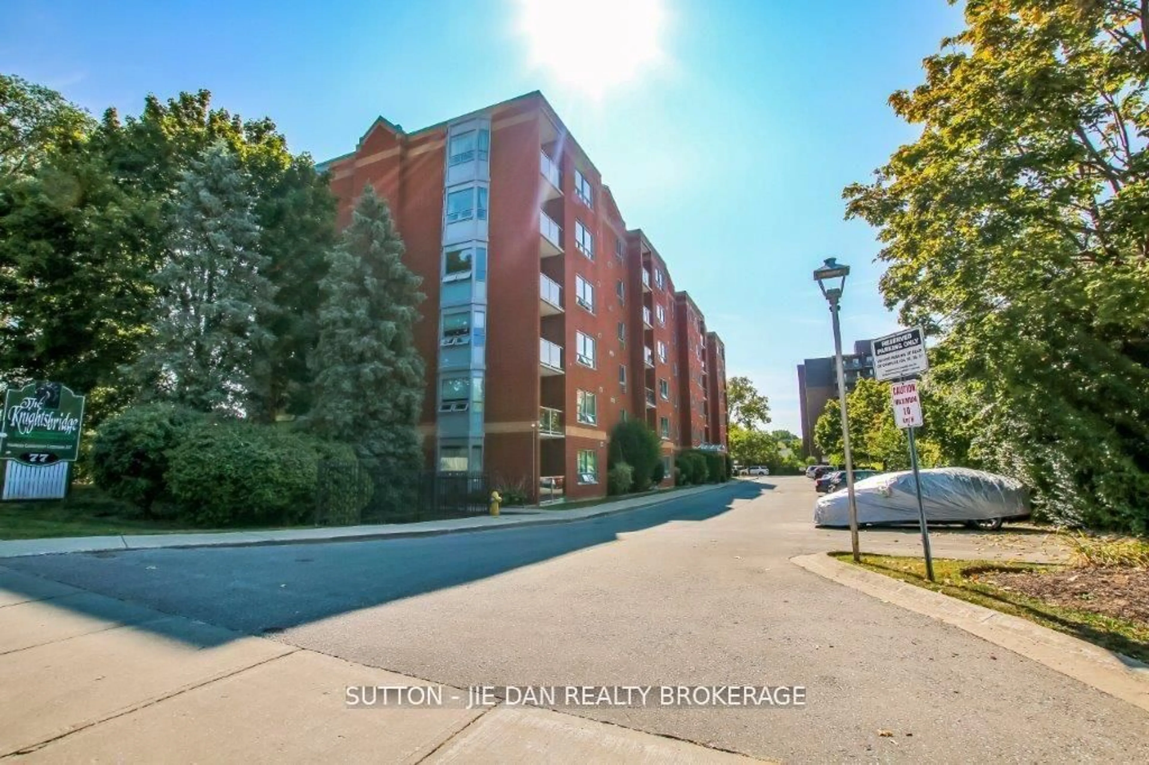 Patio, street for 77 BASELINE Rd #203, London South Ontario N6J 1V5