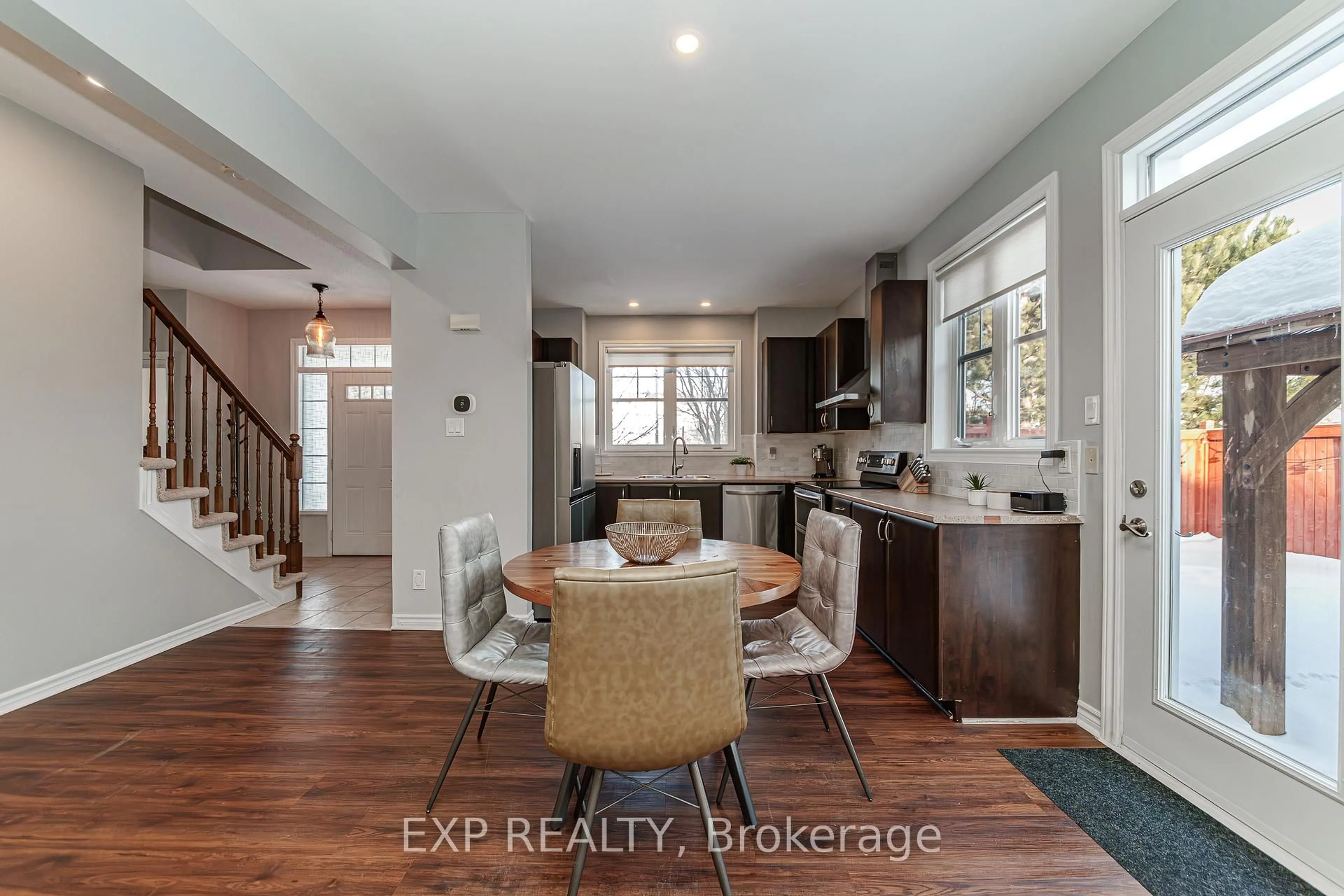 Open concept kitchen, unknown for 601 Rosehill Ave, Stittsville Ontario K2S 0K3