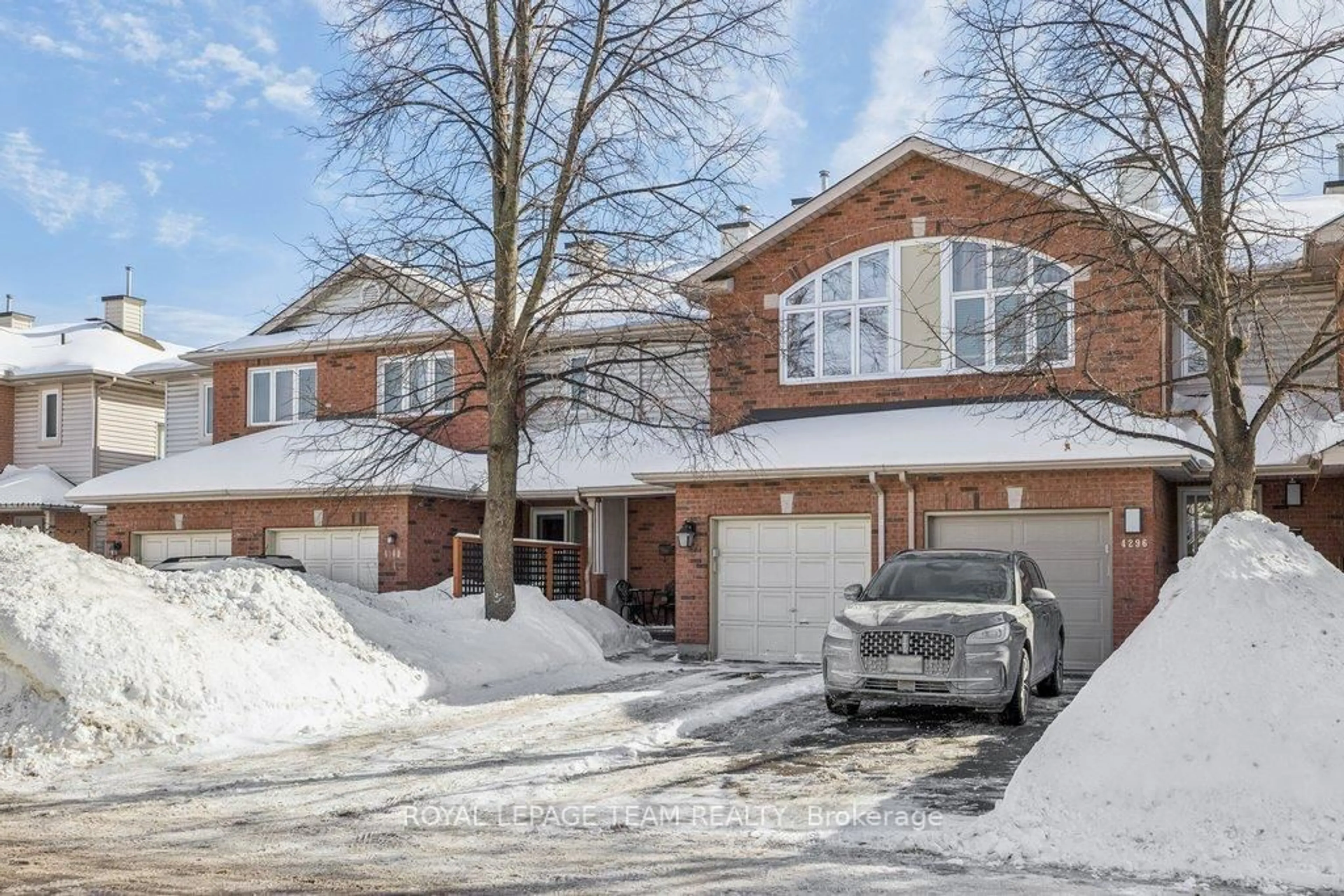 Home with brick exterior material, street for 4298 Sunwood Cres, Ottawa Ontario K1J 1B8
