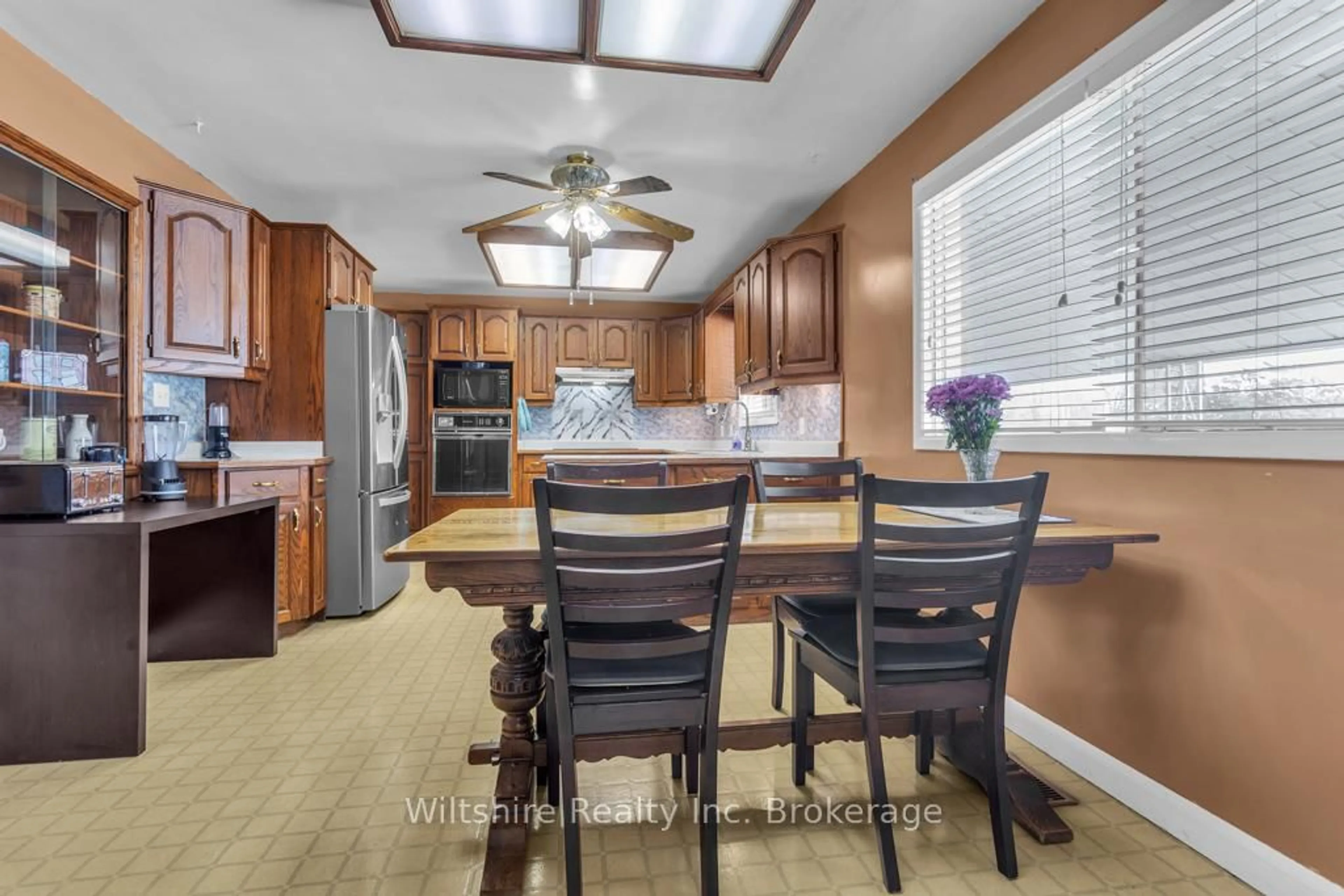 Open concept kitchen, unknown for 159 Lisgar Ave, Tillsonburg Ontario N4G 3L5