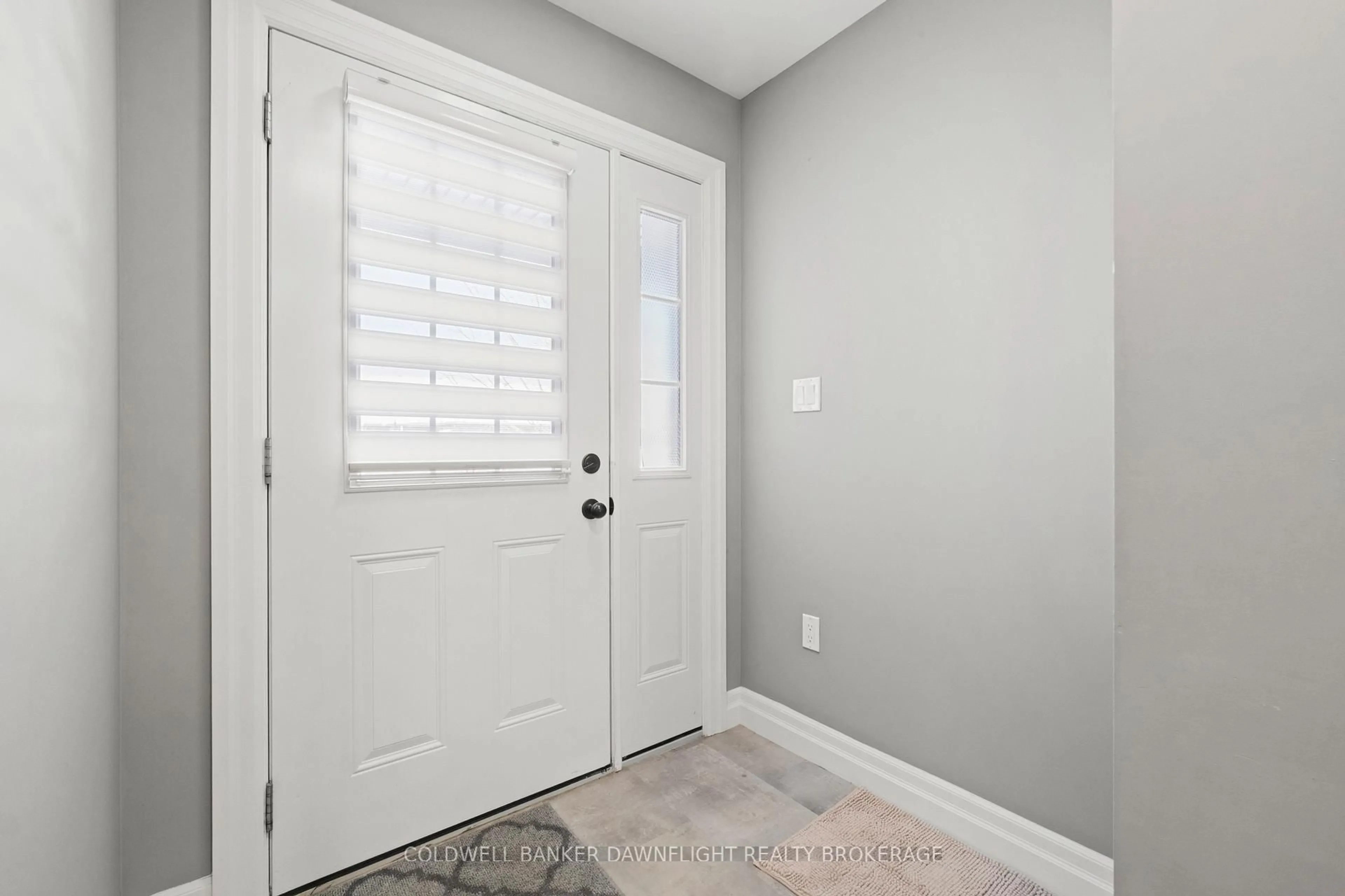 Indoor entryway for 94 Redford Dr, South Huron Ontario N0M 1S3