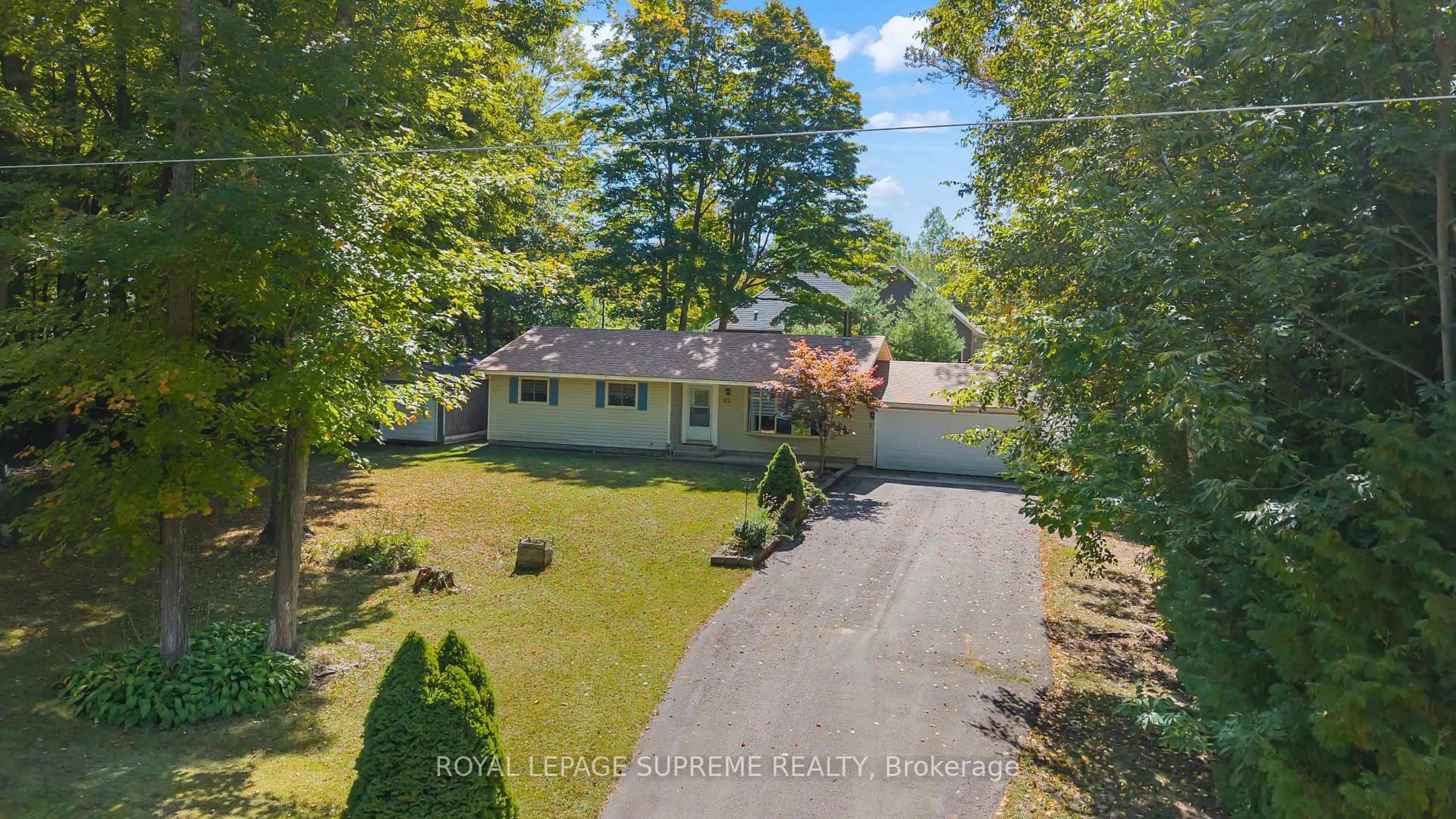A pic from outside/outdoor area/front of a property/back of a property/a pic from drone, street for 42 Birch St, South Bruce Peninsula Ontario N0H 2G0