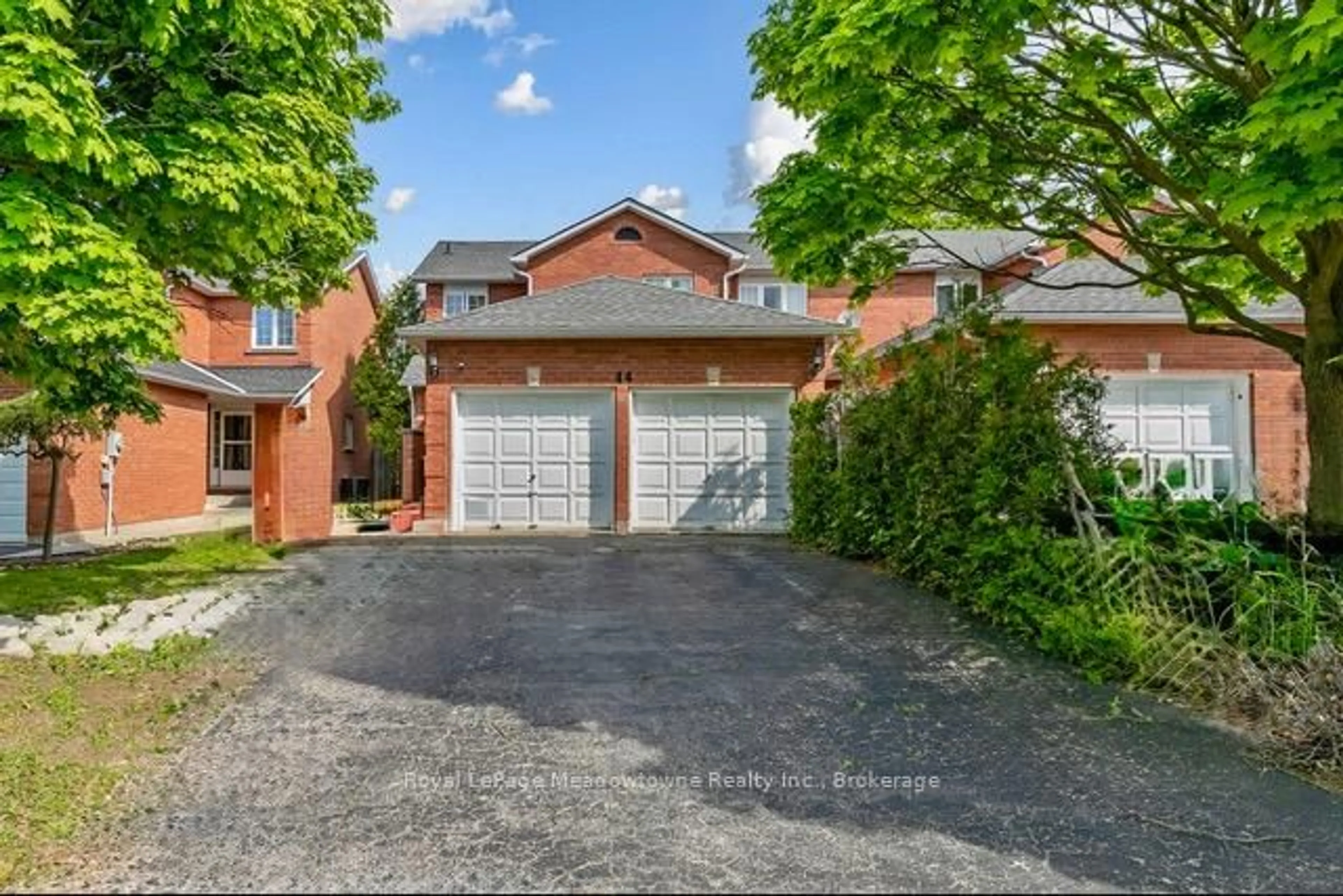 Home with brick exterior material, street for 44 Corbett St, Cambridge Ontario N1T 1V5