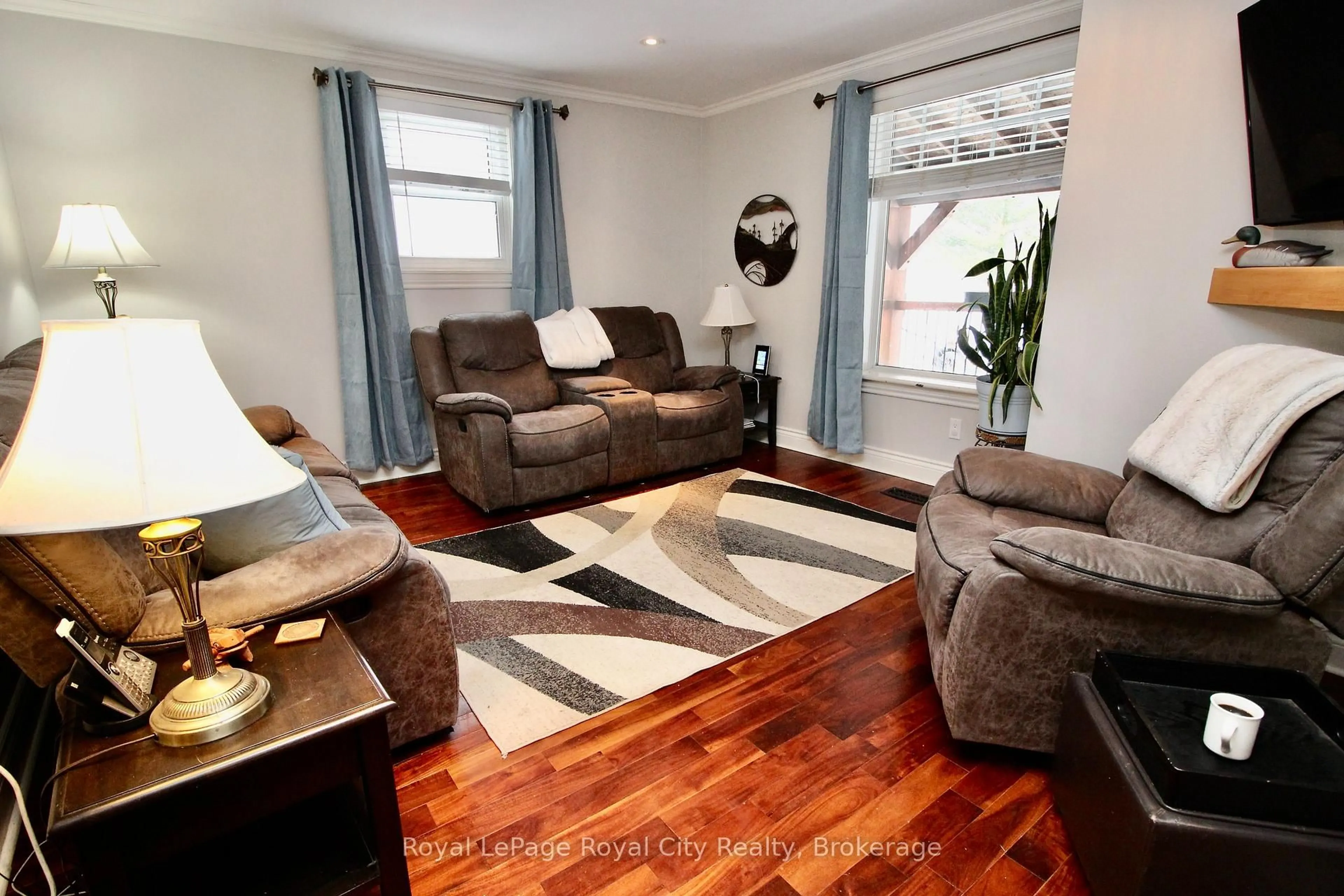 Living room with furniture, wood/laminate floor for 314 Cape Chin Rd, Northern Bruce Peninsula Ontario N0H 1W0