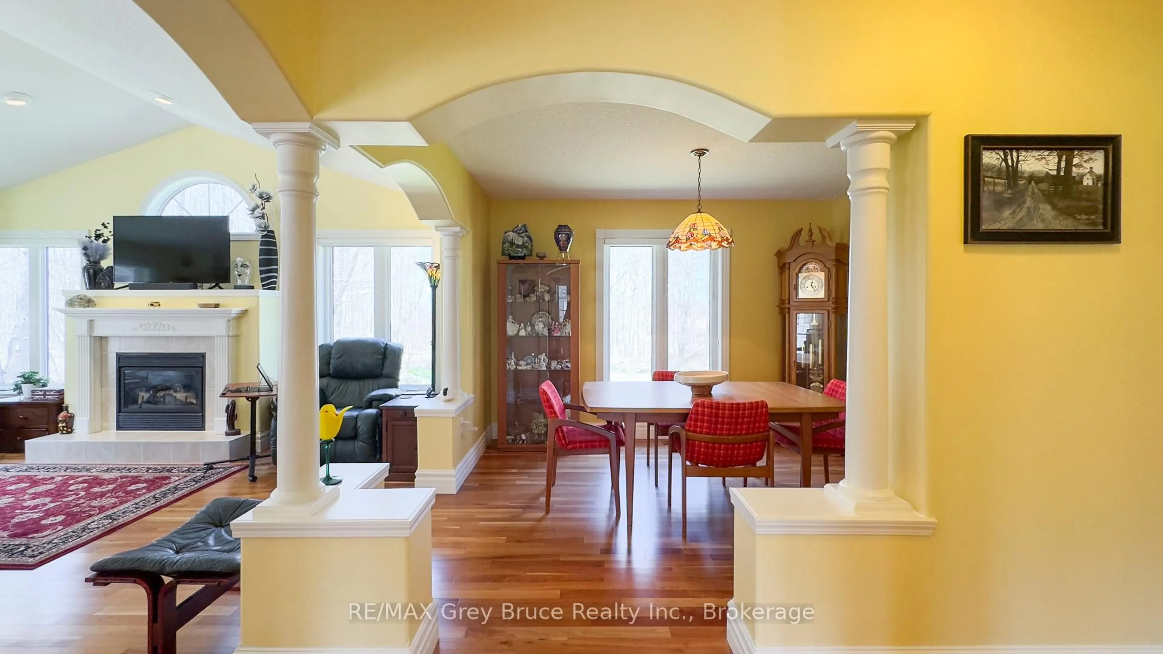 Dining room, unknown for 720291 20 Sdrd, Chatsworth Ontario N0H 1R0