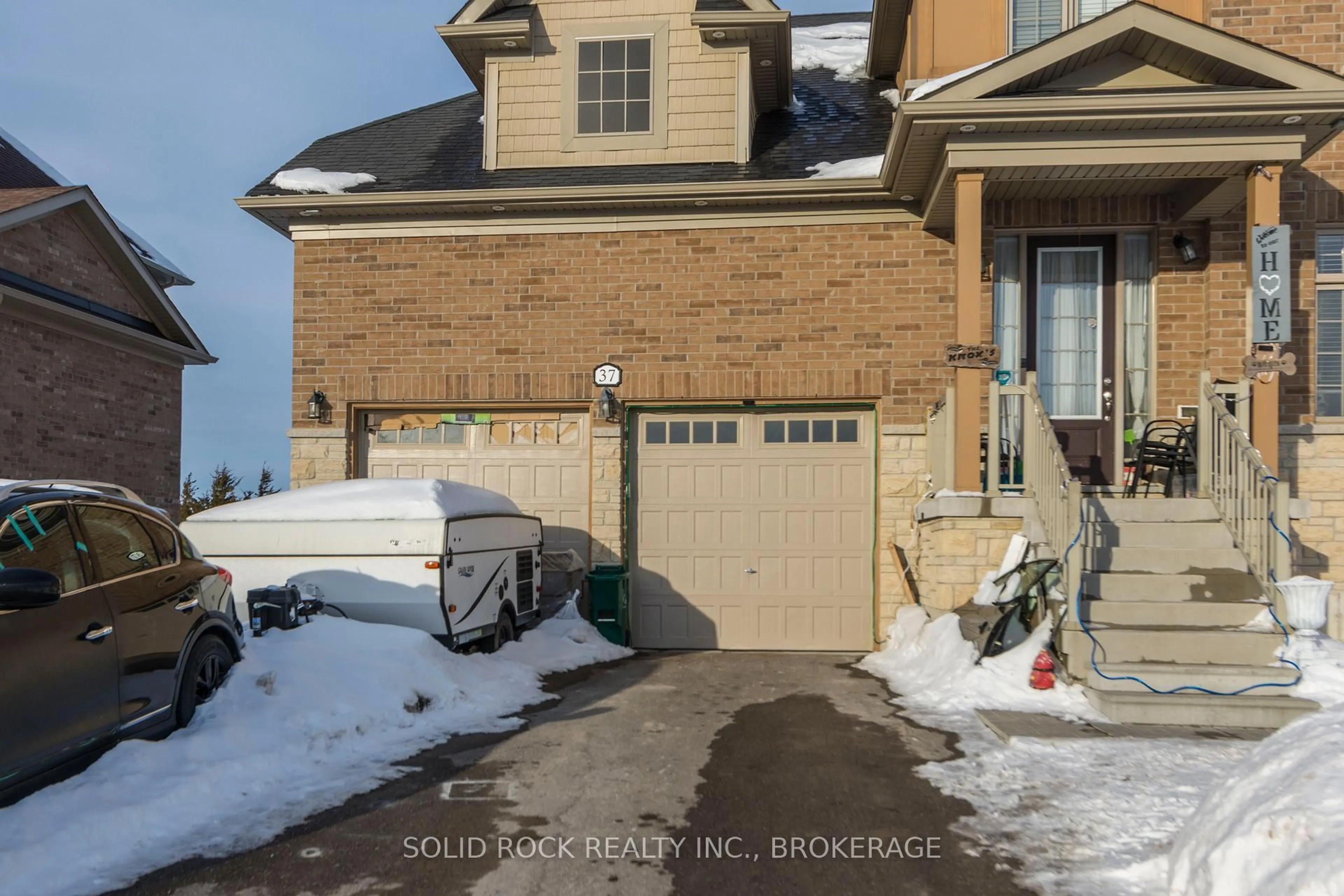 A pic from outside/outdoor area/front of a property/back of a property/a pic from drone, street for 37 Summer Breeze Dr, Quinte West Ontario K0K 1L0