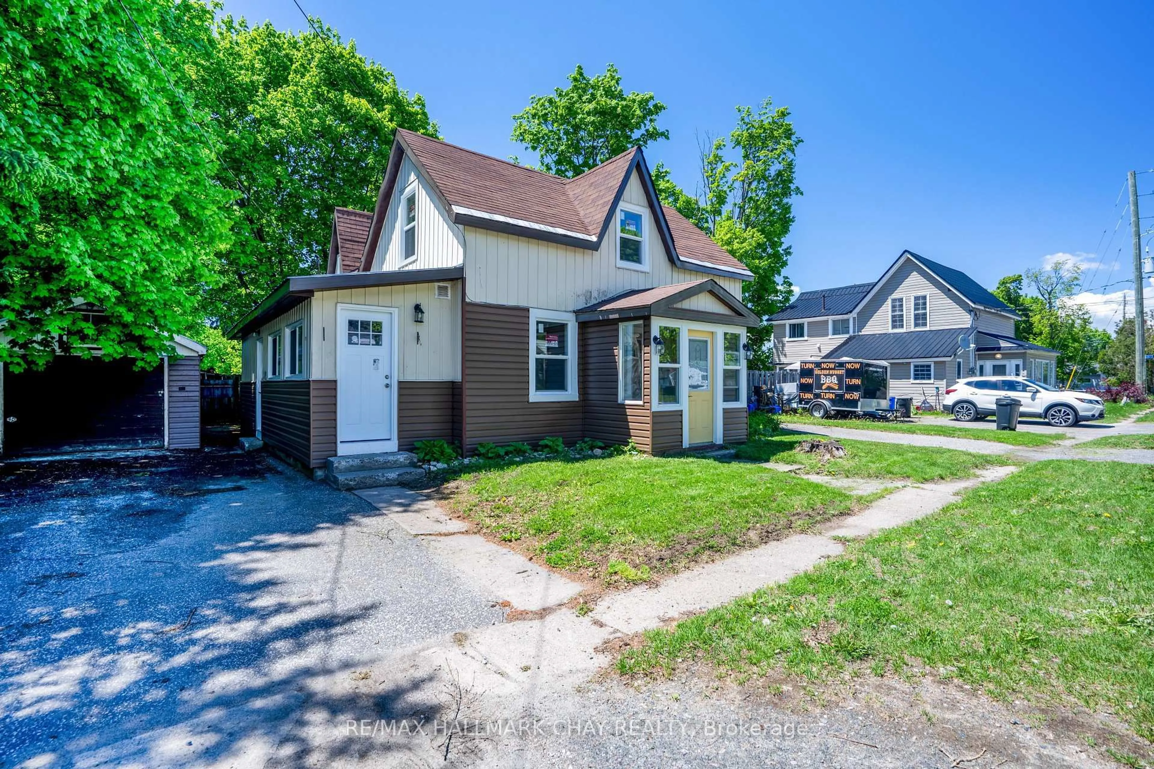 Unknown for 635 First St, Gravenhurst Ontario P1P 1K1